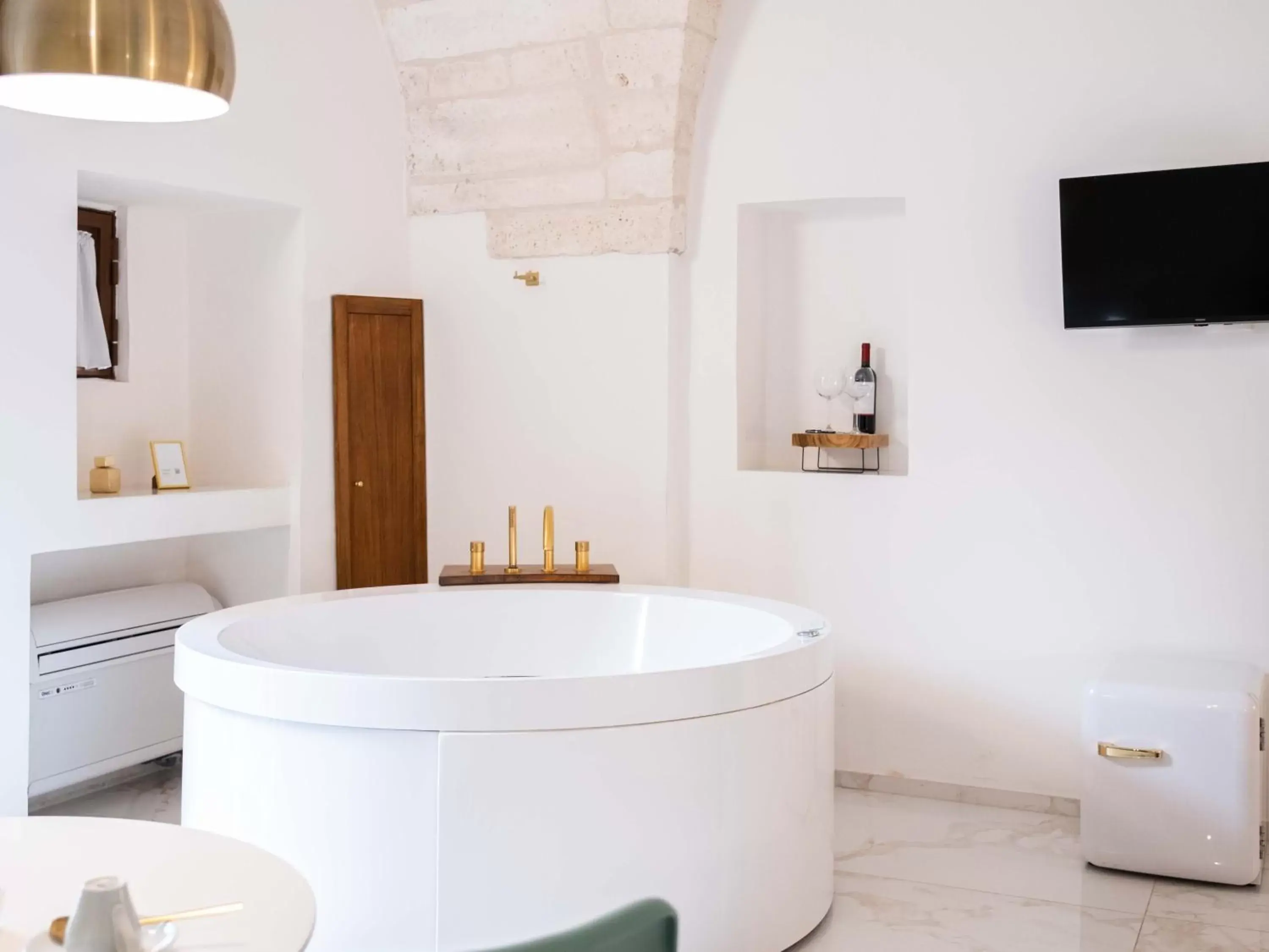 Bathroom in Dama Bianca Boutique Hotel Ostuni