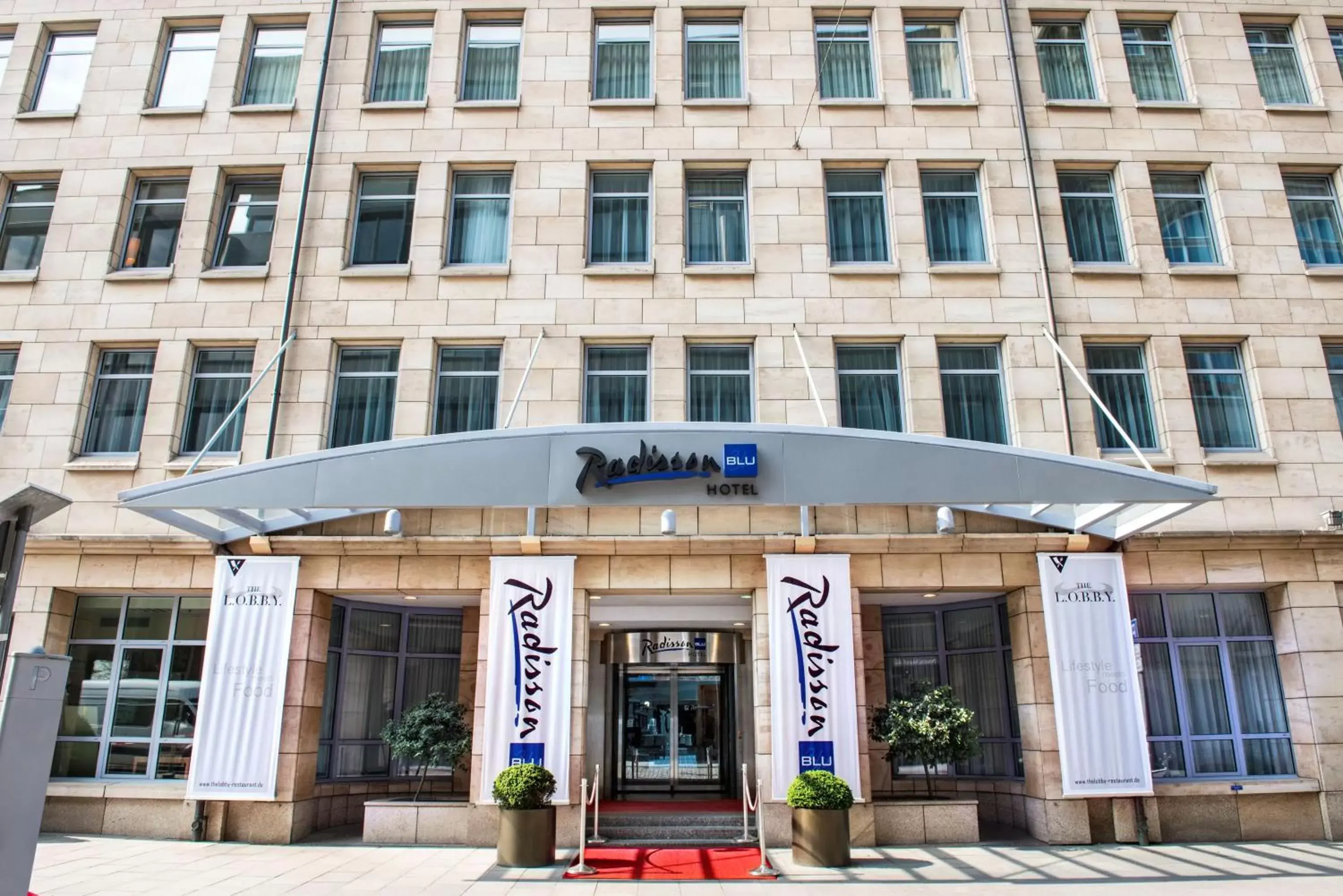 Property building in Radisson Blu Hotel Bremen Property building in Radisson Blu Hotel Bremen