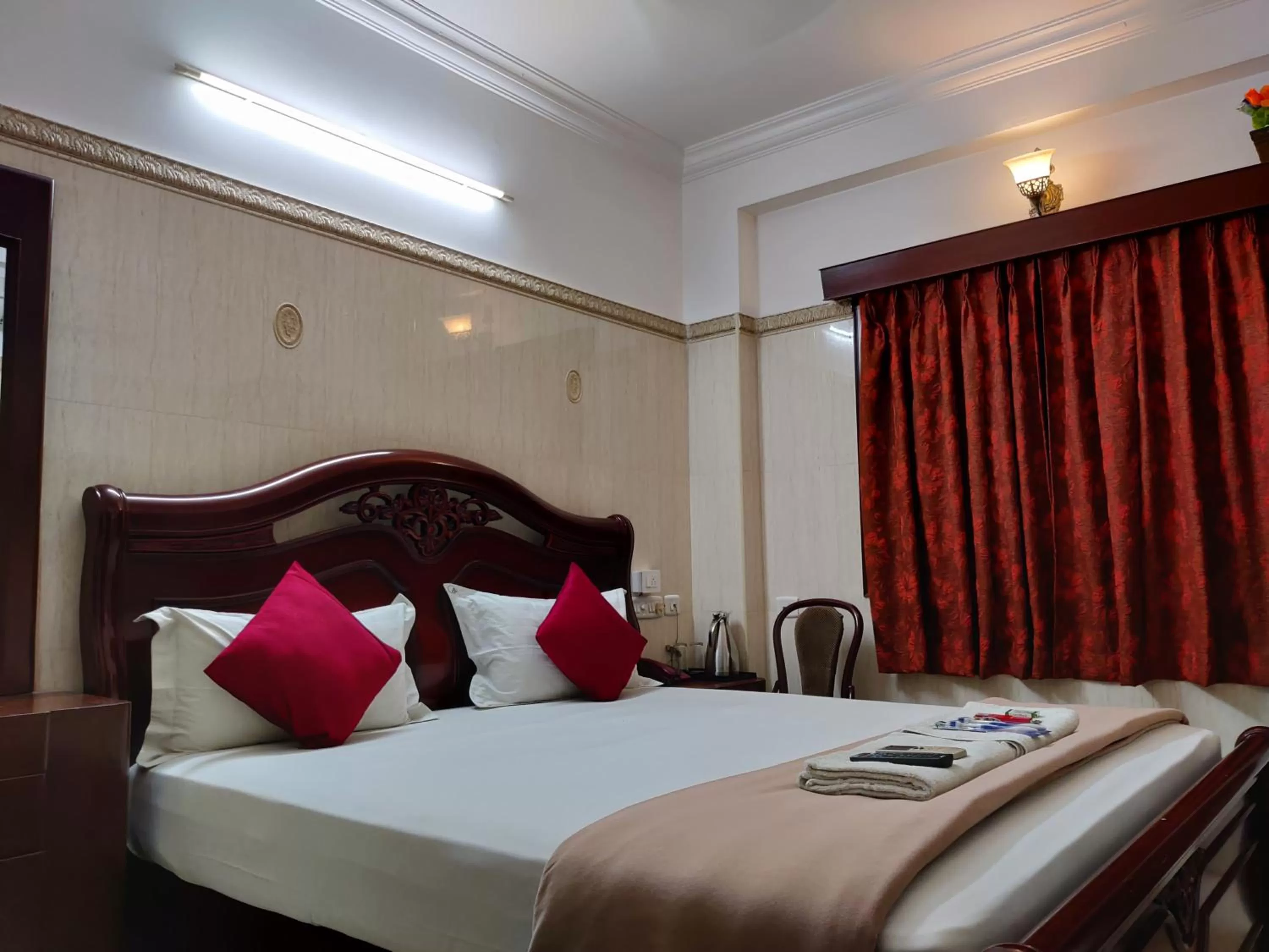 Bedroom, Bed in Grand View Residency Chennai