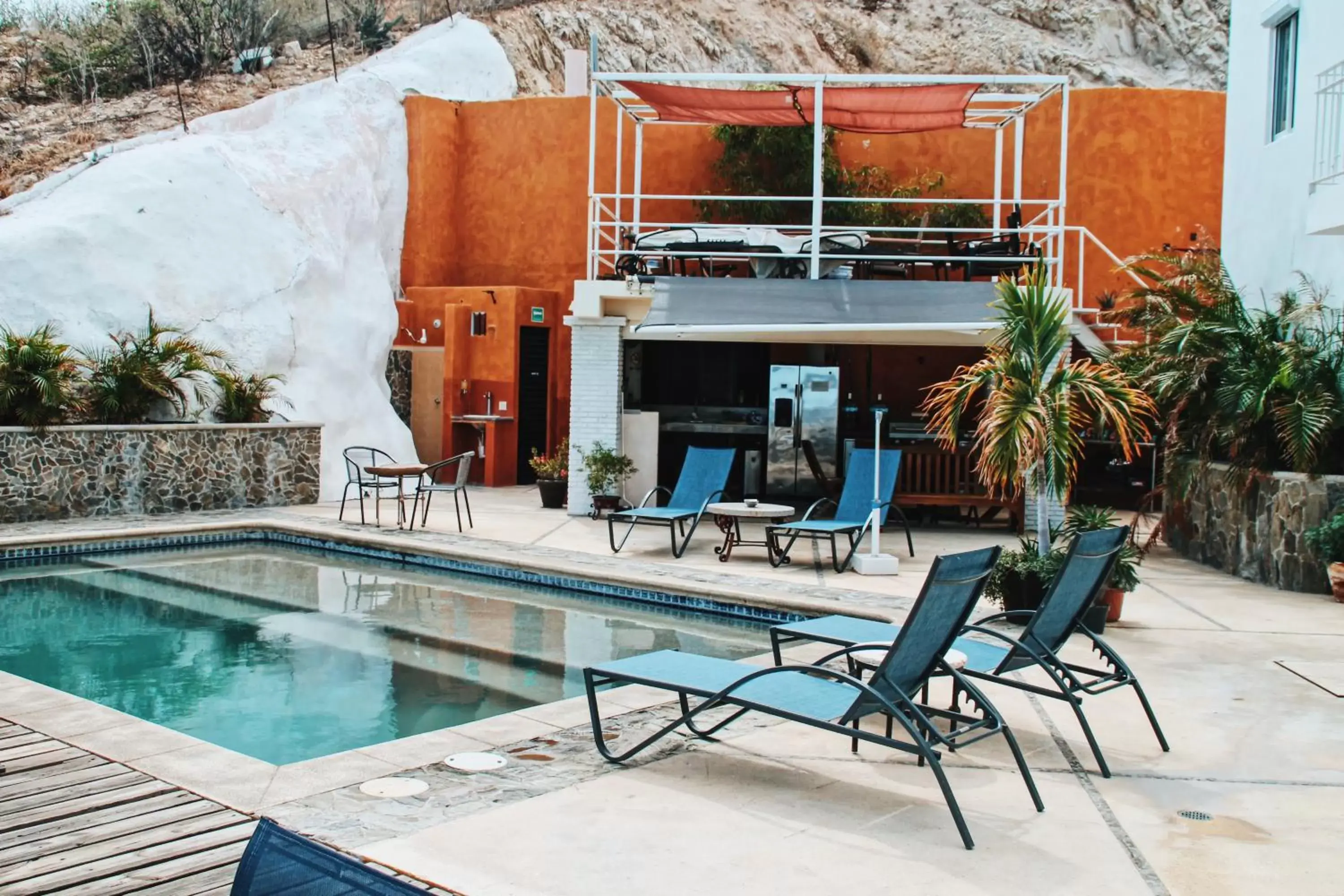 Swimming Pool in MariaMar Suites