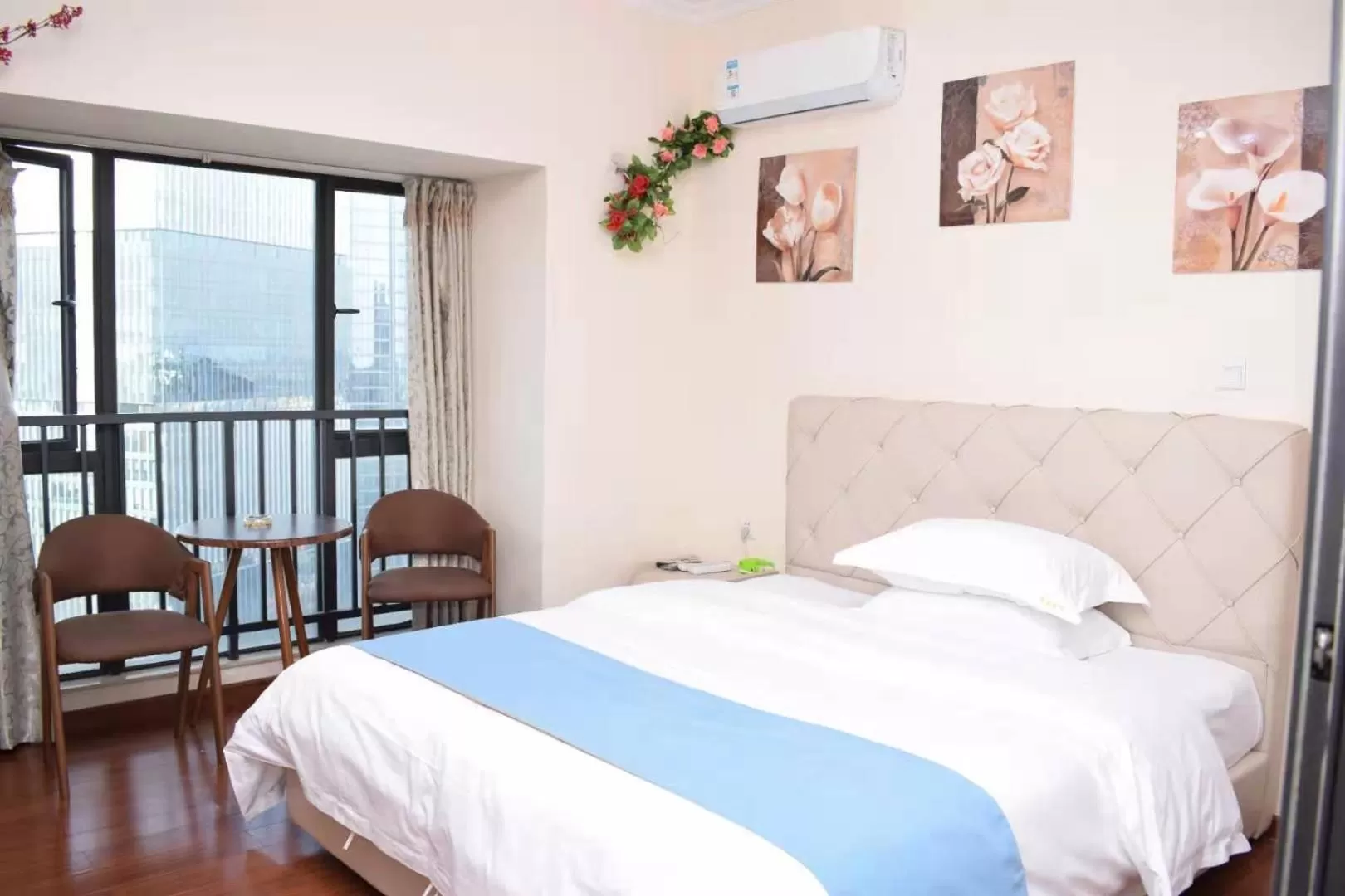 Bed in Guangzhou Victory Apartment