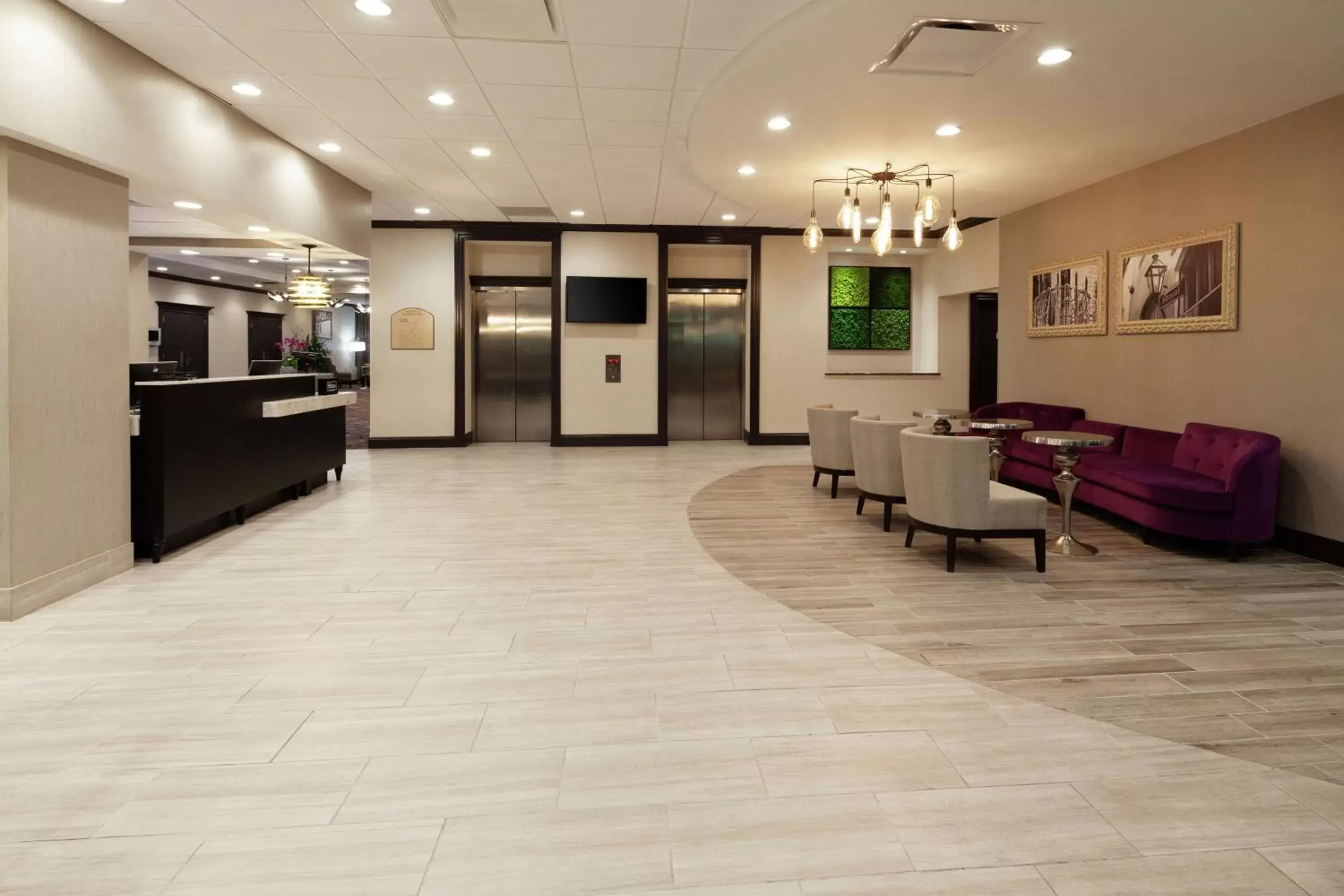 Lobby or reception, Lobby/Reception in DoubleTree by Hilton New Orleans Airport