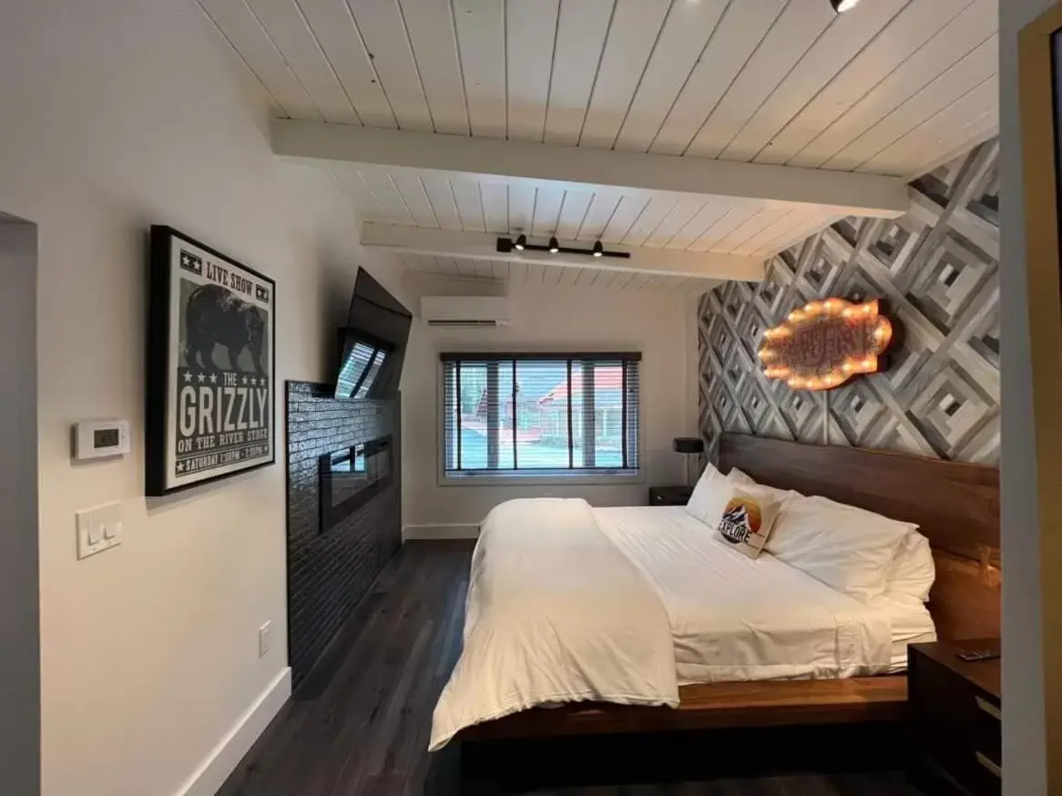 Bed in The Creekstone Bed in The Creekstone