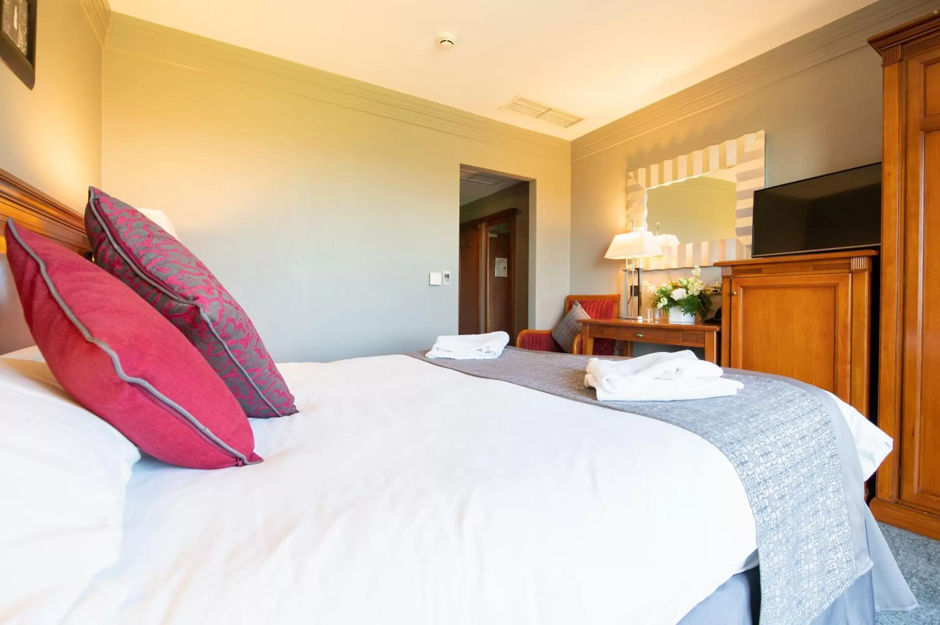Bed in Bryn Meadows Golf, Hotel & Spa