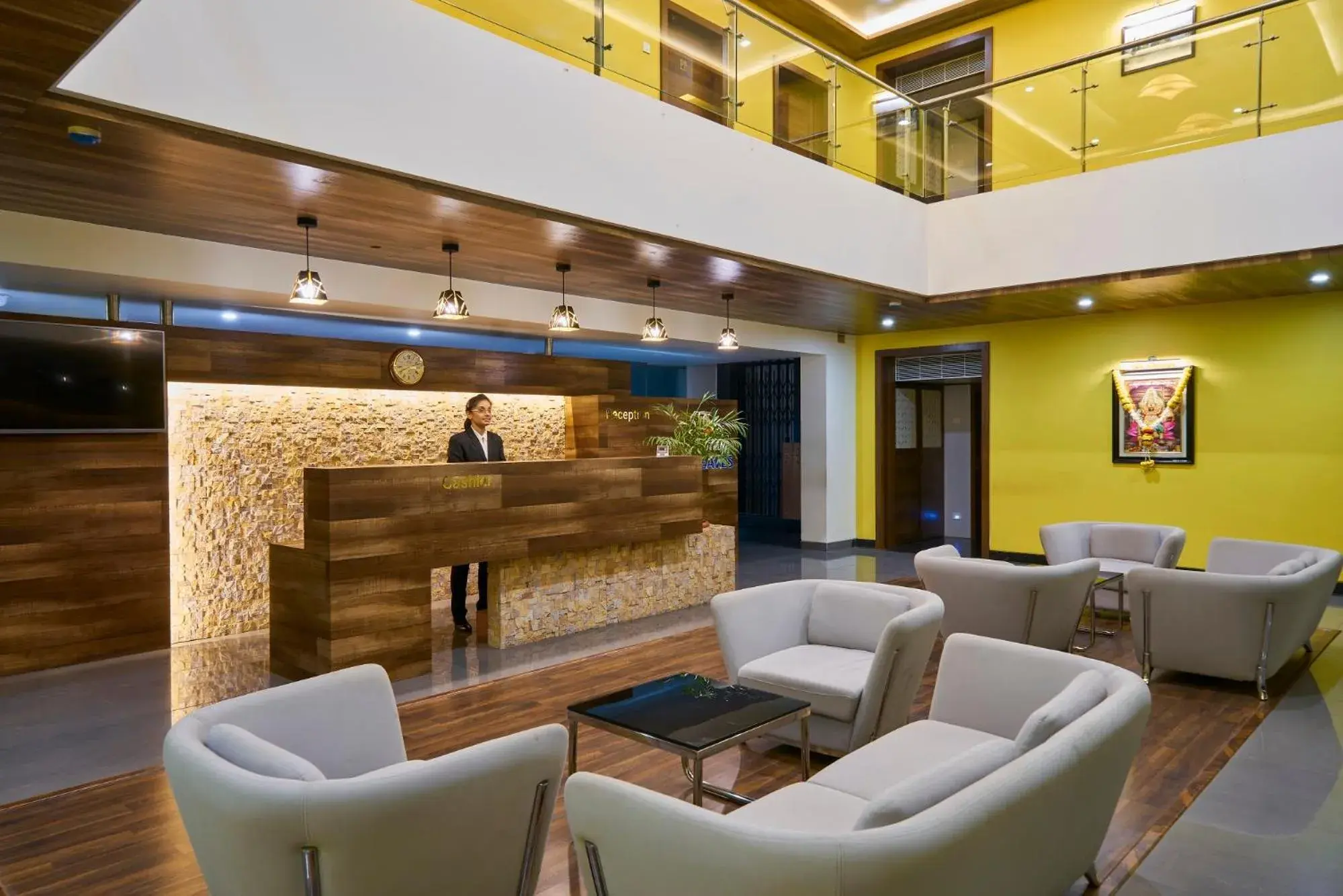 Lobby or reception, Lounge/Bar in Hotel 3 Leaves