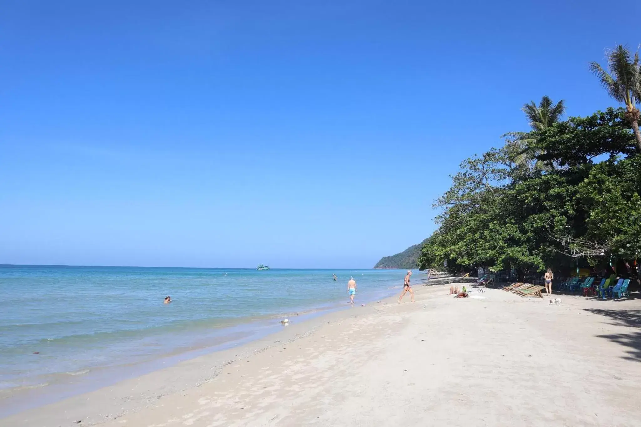 Restaurant/places to eat, Beach in Bamboo @ Koh Chang