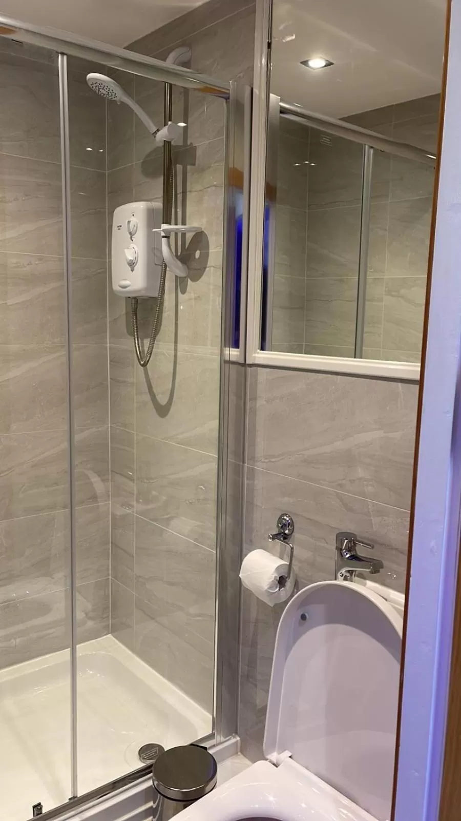 Belvedere Aparthotel - 83 Mount Pleasant