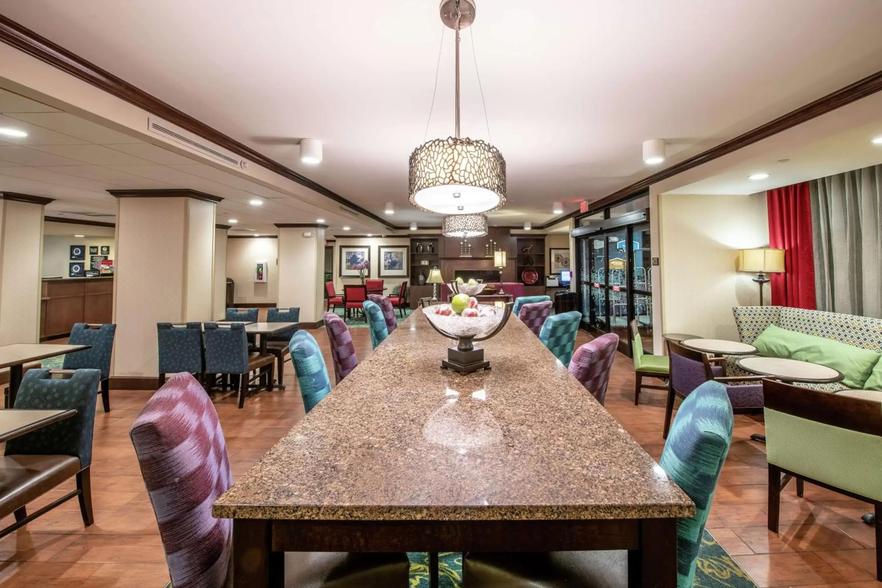 Breakfast, Restaurant/Places to Eat in Hampton Inn Asheville-Tunnel Road