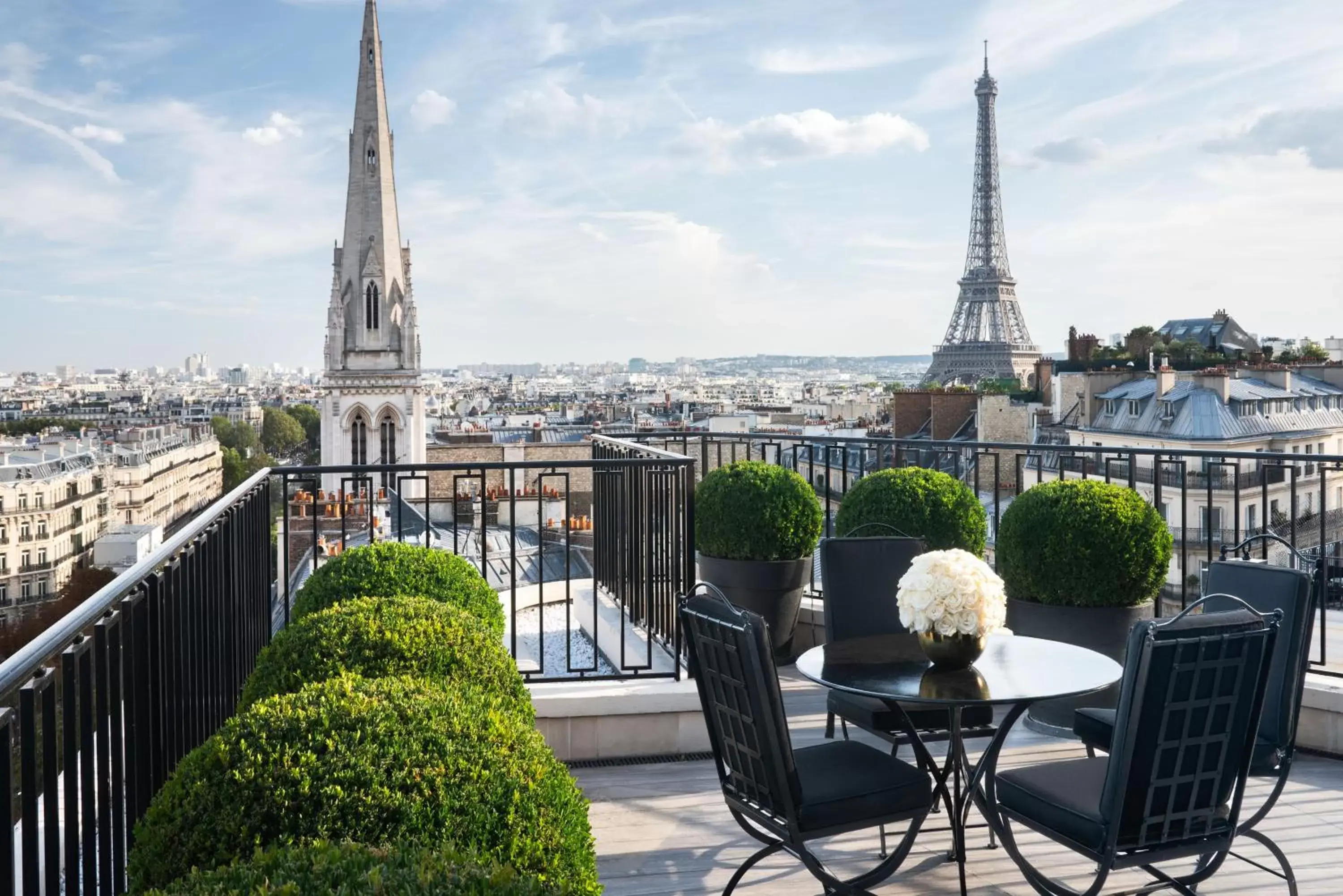 City view in Four Seasons Hotel George V Paris