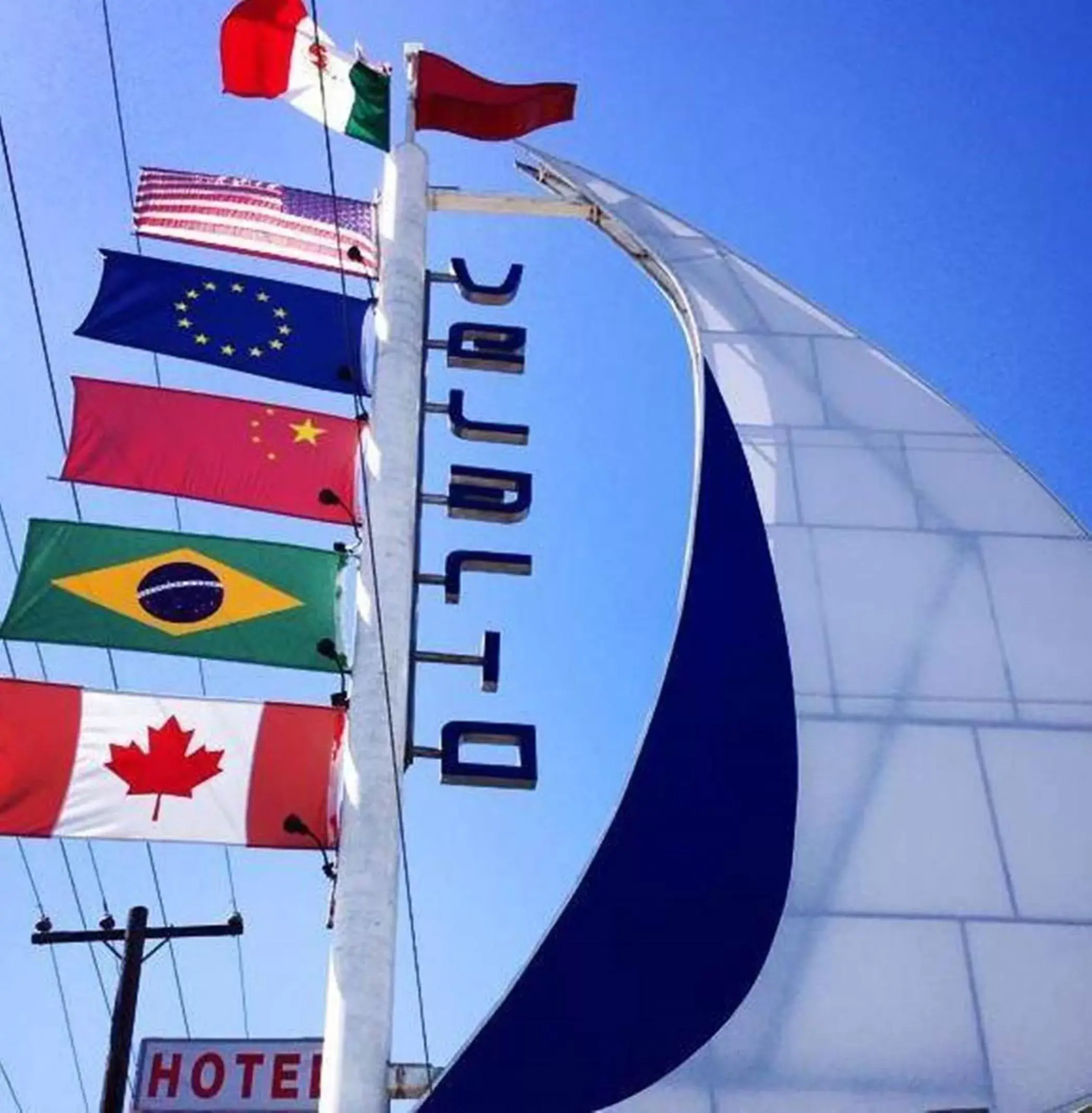 Facade/entrance in Hotel Velario