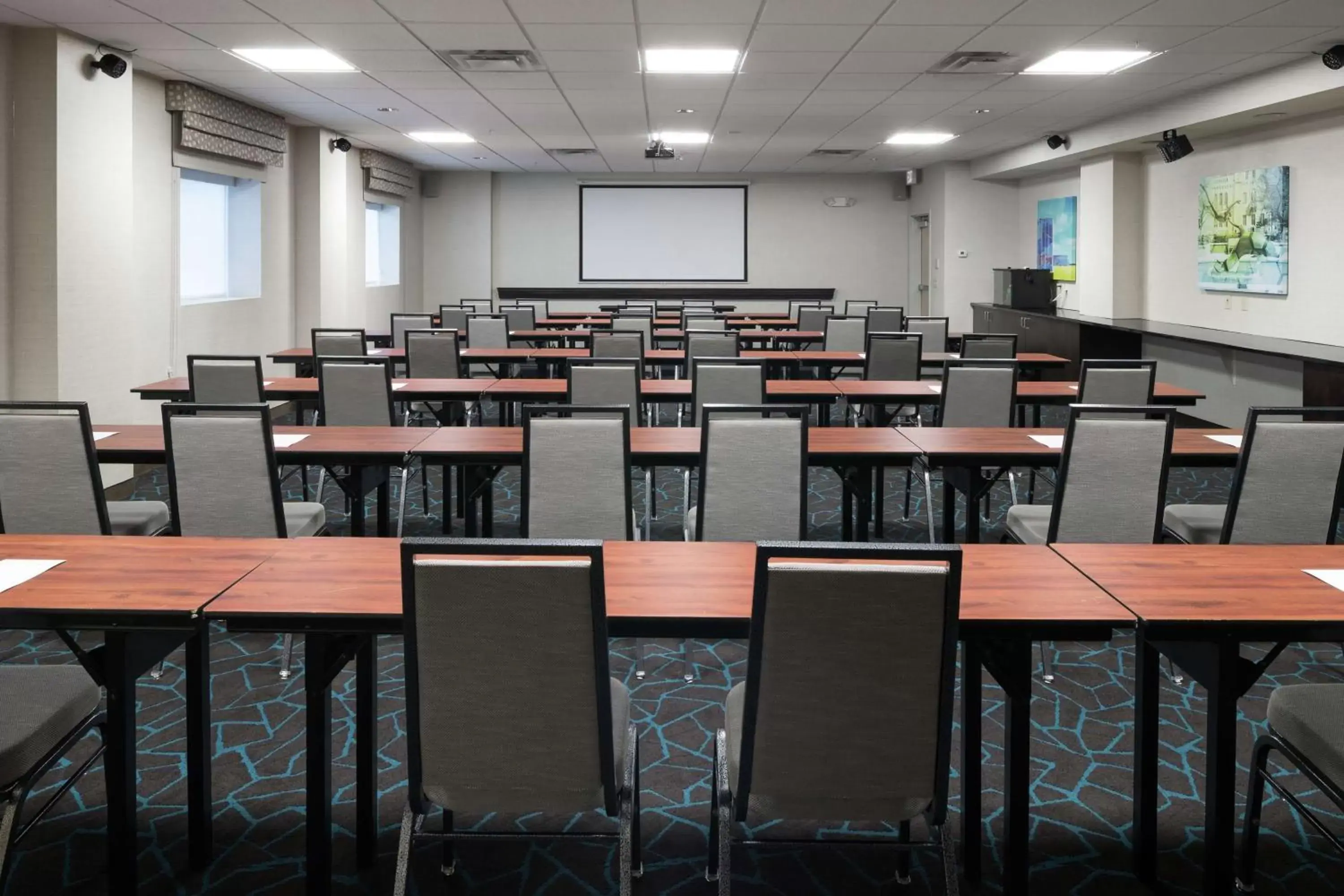 Meeting/conference room in Hampton Inn & Suites Rochester-North