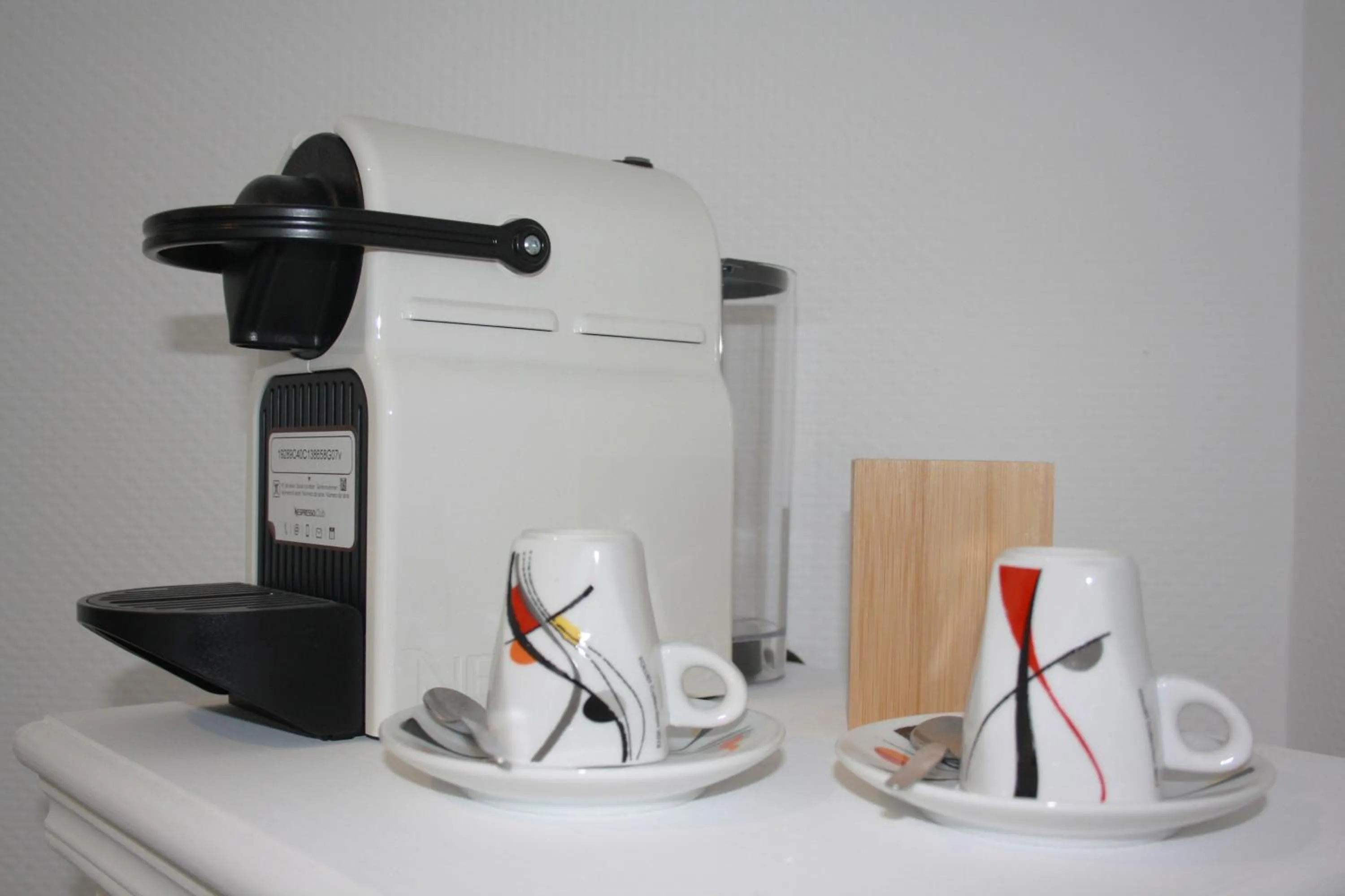 Coffee/tea facilities in Logis Hôtel Sea View