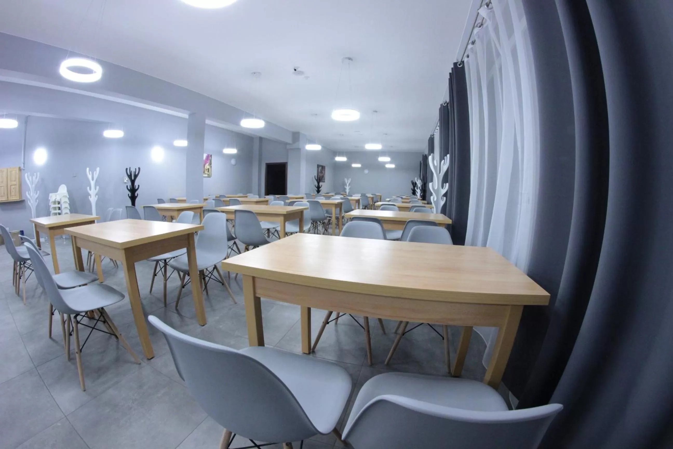 Restaurant/places to eat in dask resort