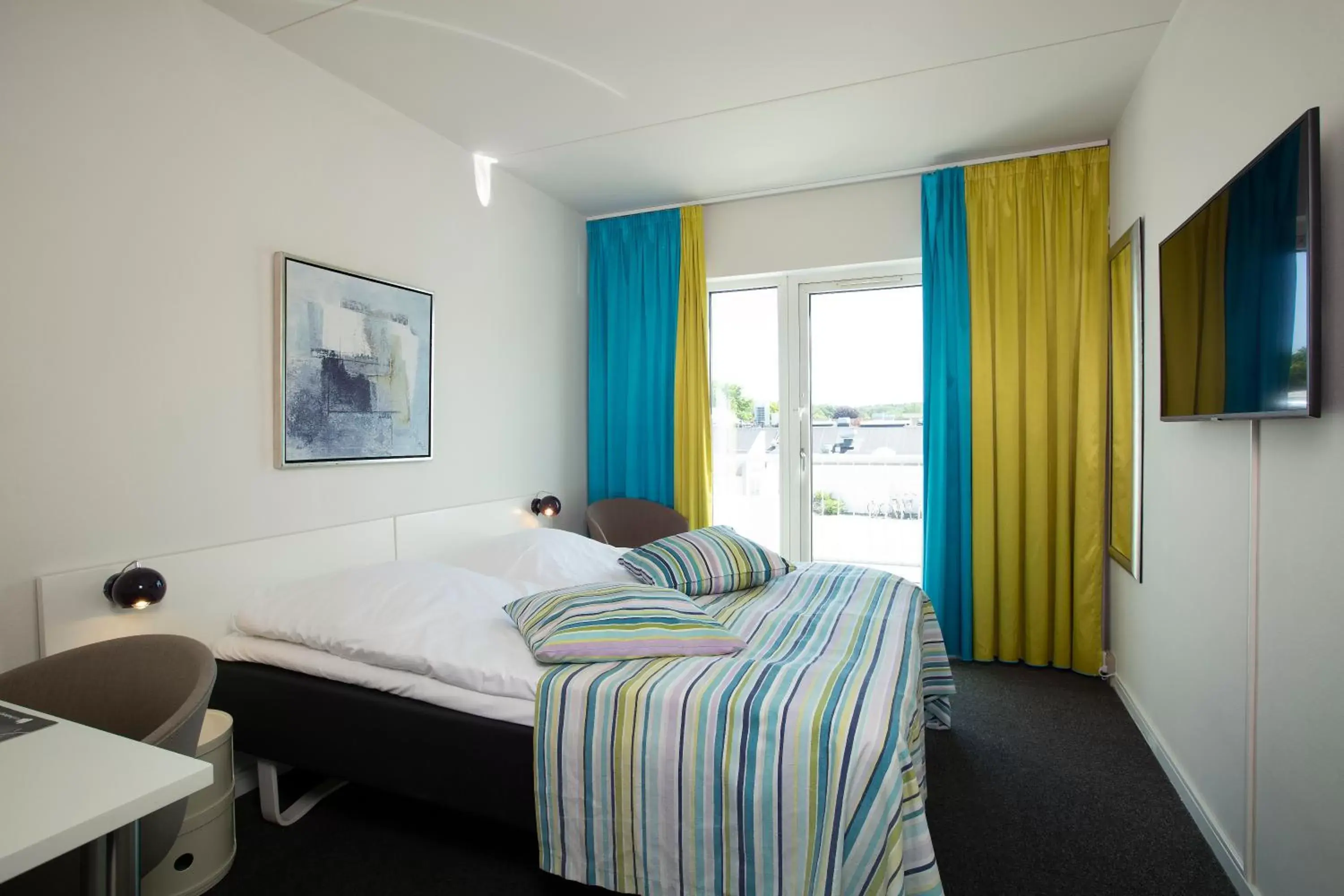 Bed in Hotel Faaborg Fjord