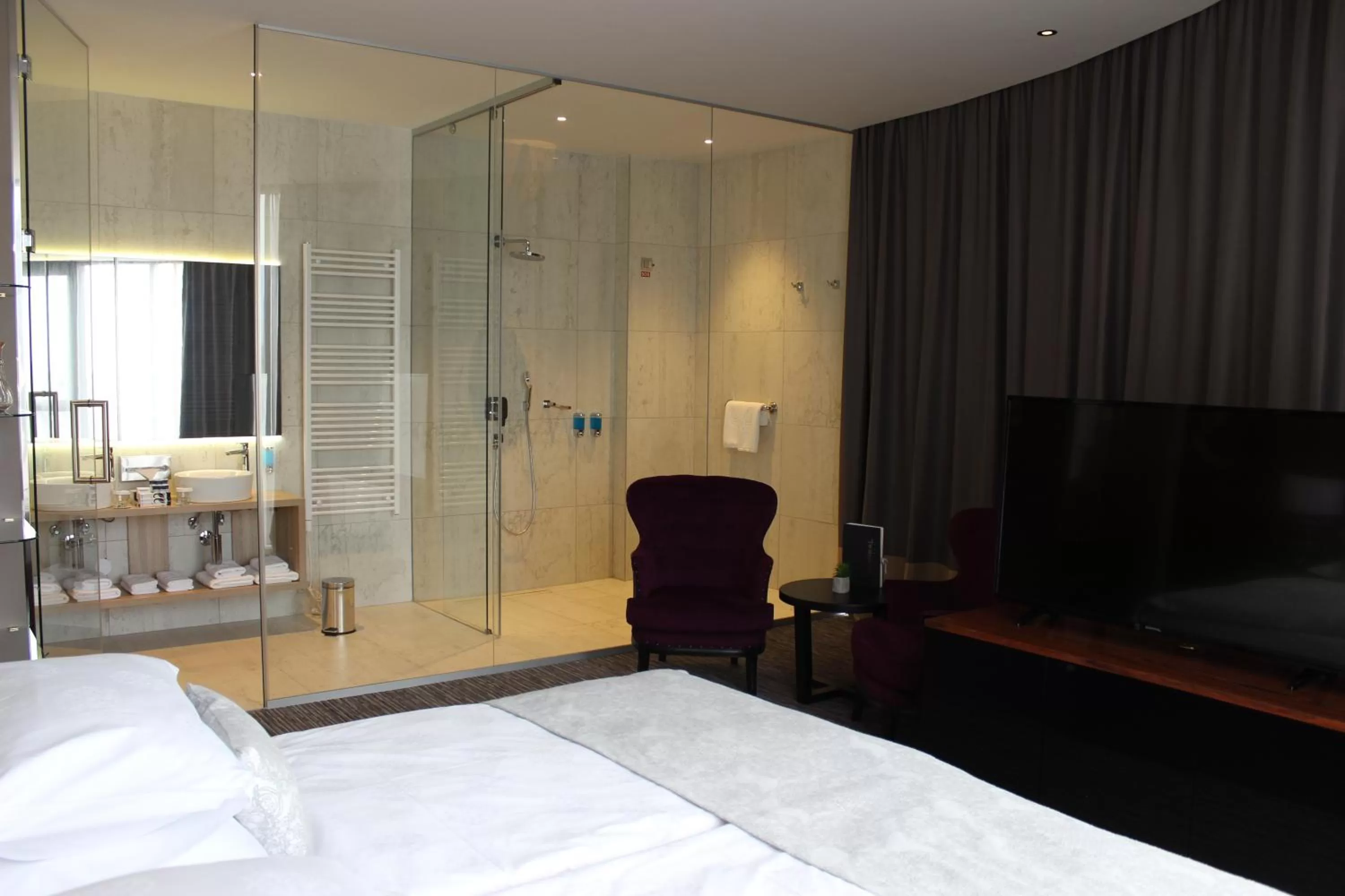 Bed in Admiral Hotel