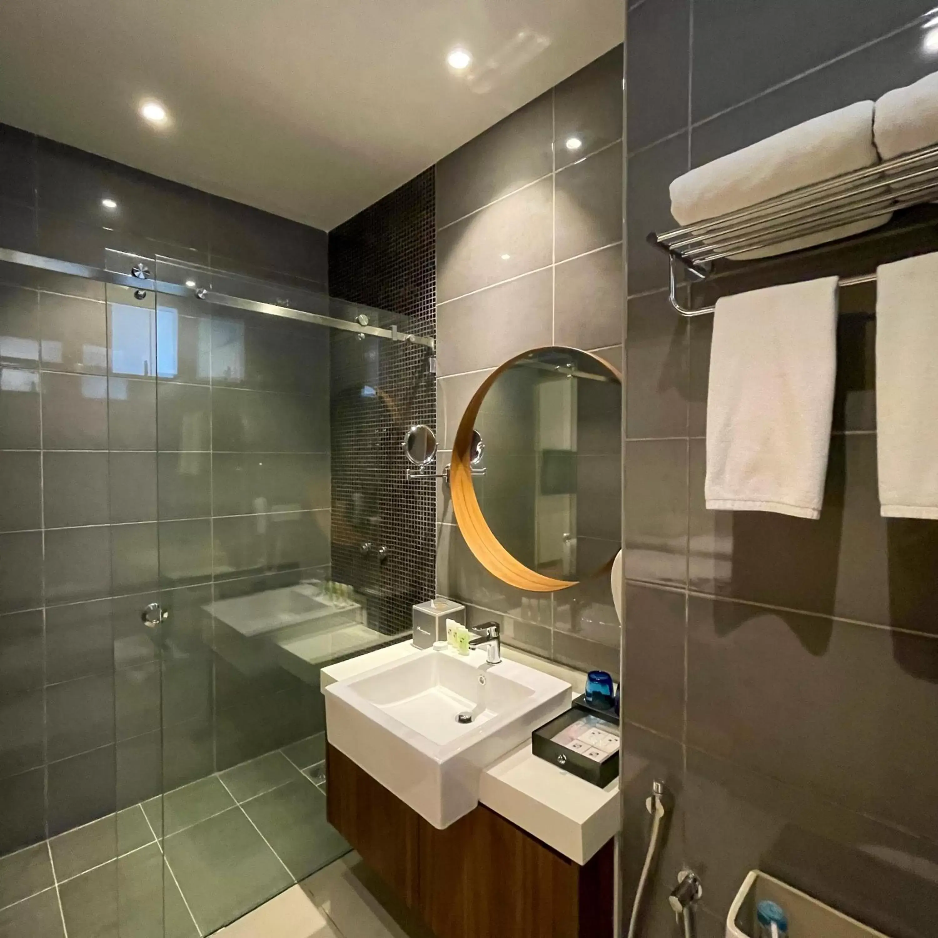 Shower, Bathroom in Swiss-Belhotel Kuantan