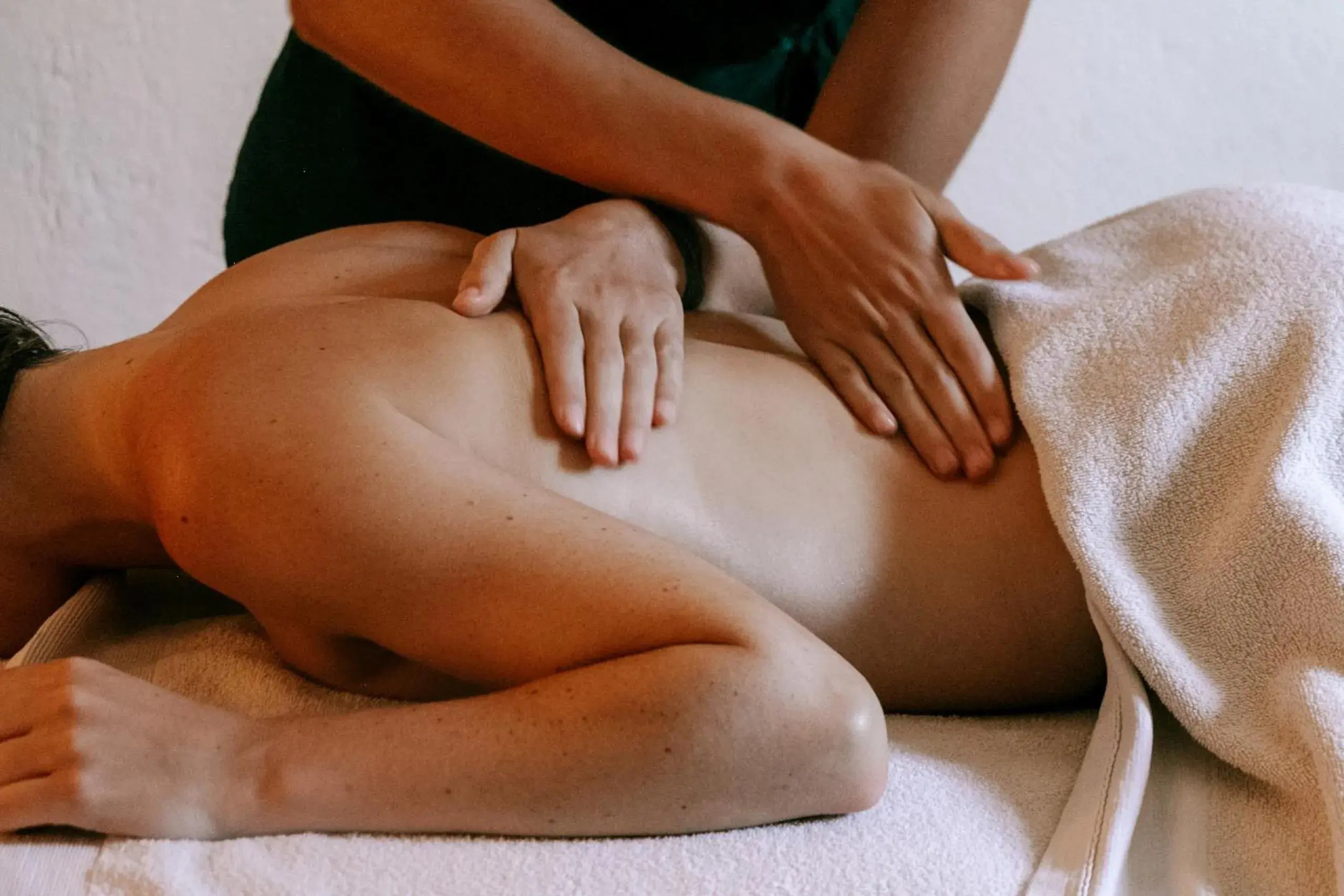 Massage in Demeure Castel Brando Hôtel & Spa