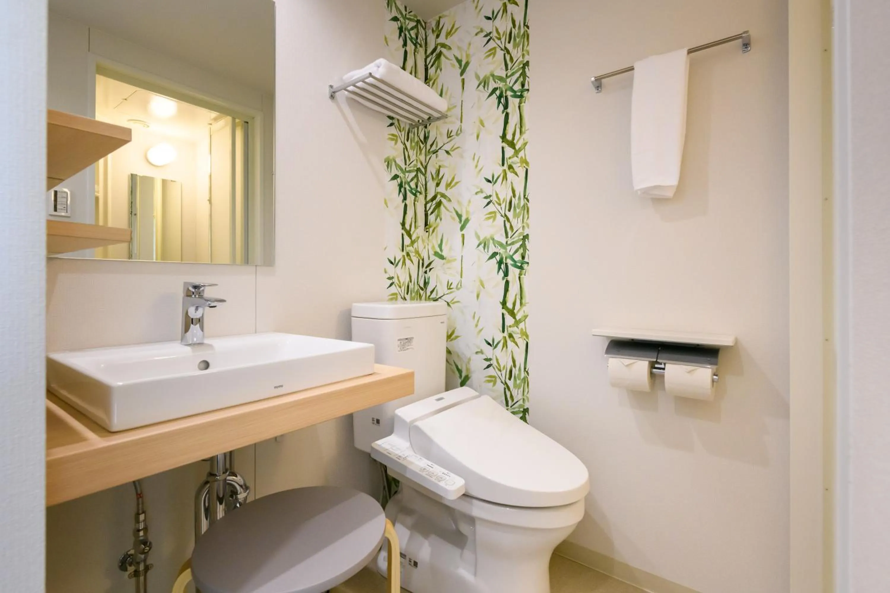 Toilet in Hotel Sobial Namba Daikokucho