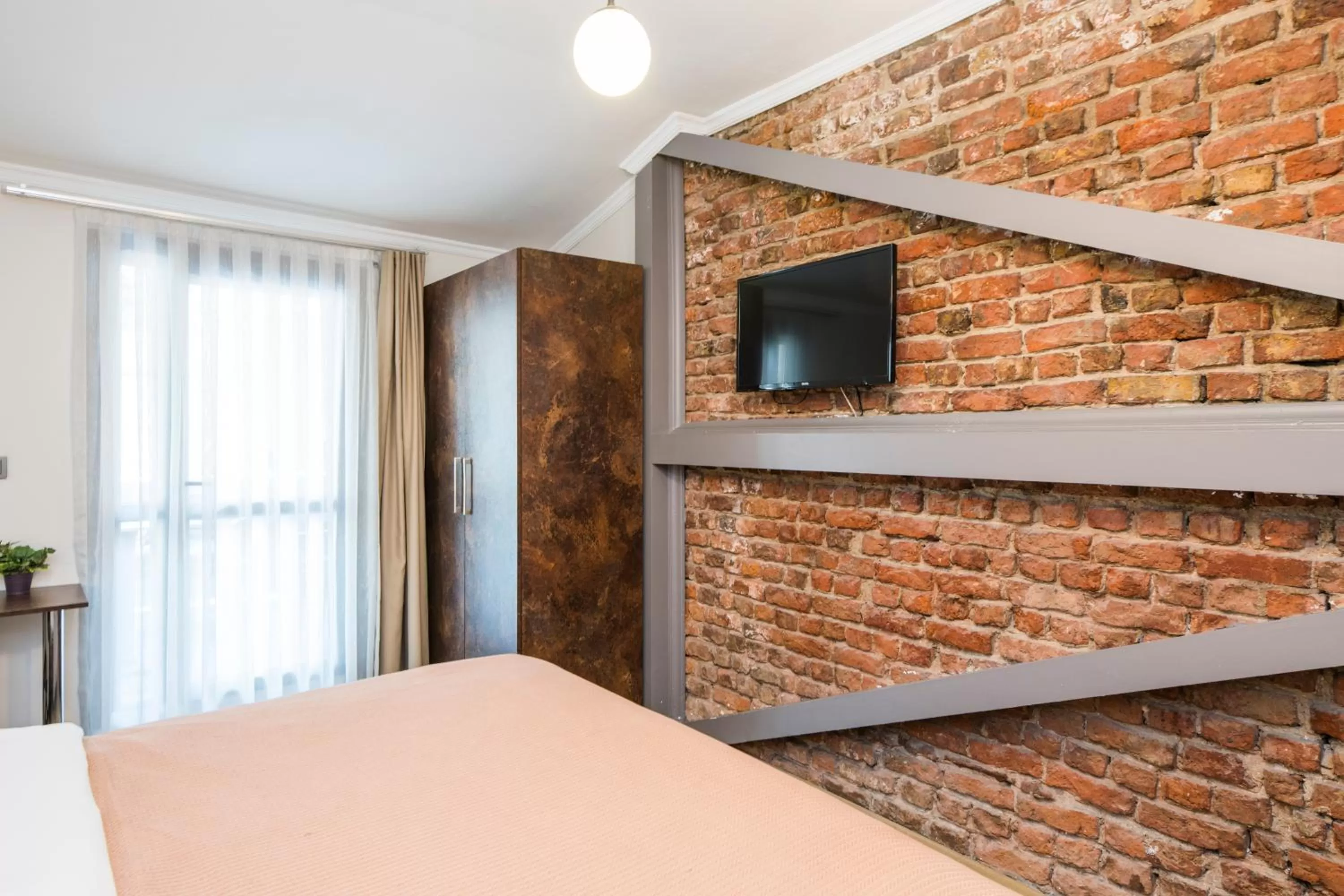 TV and multimedia, Bed in The Wilson Galata Hotel