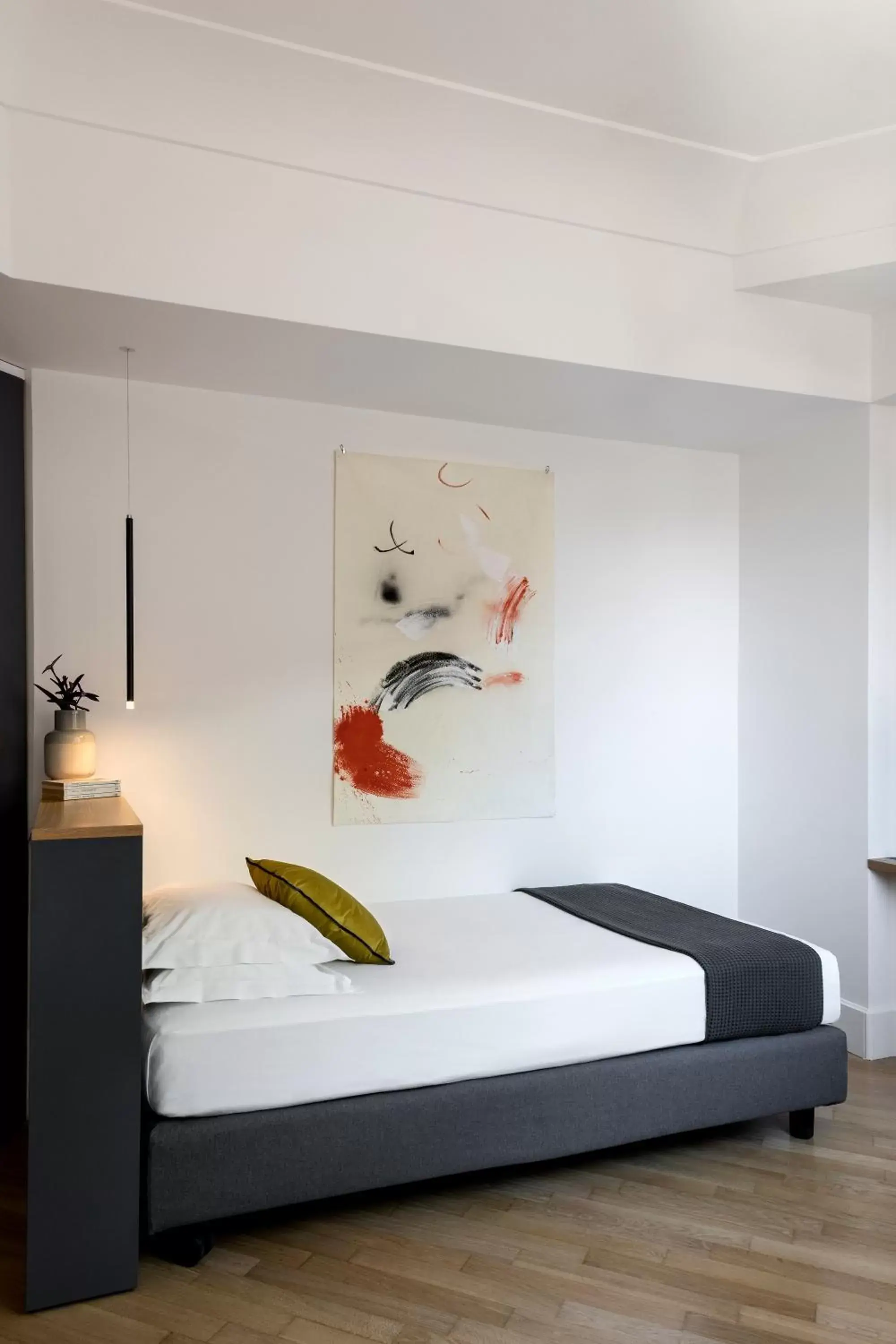 Bedroom, Bed in Hotel Plaza Opéra Bedroom, Bed in Hotel Plaza Opéra