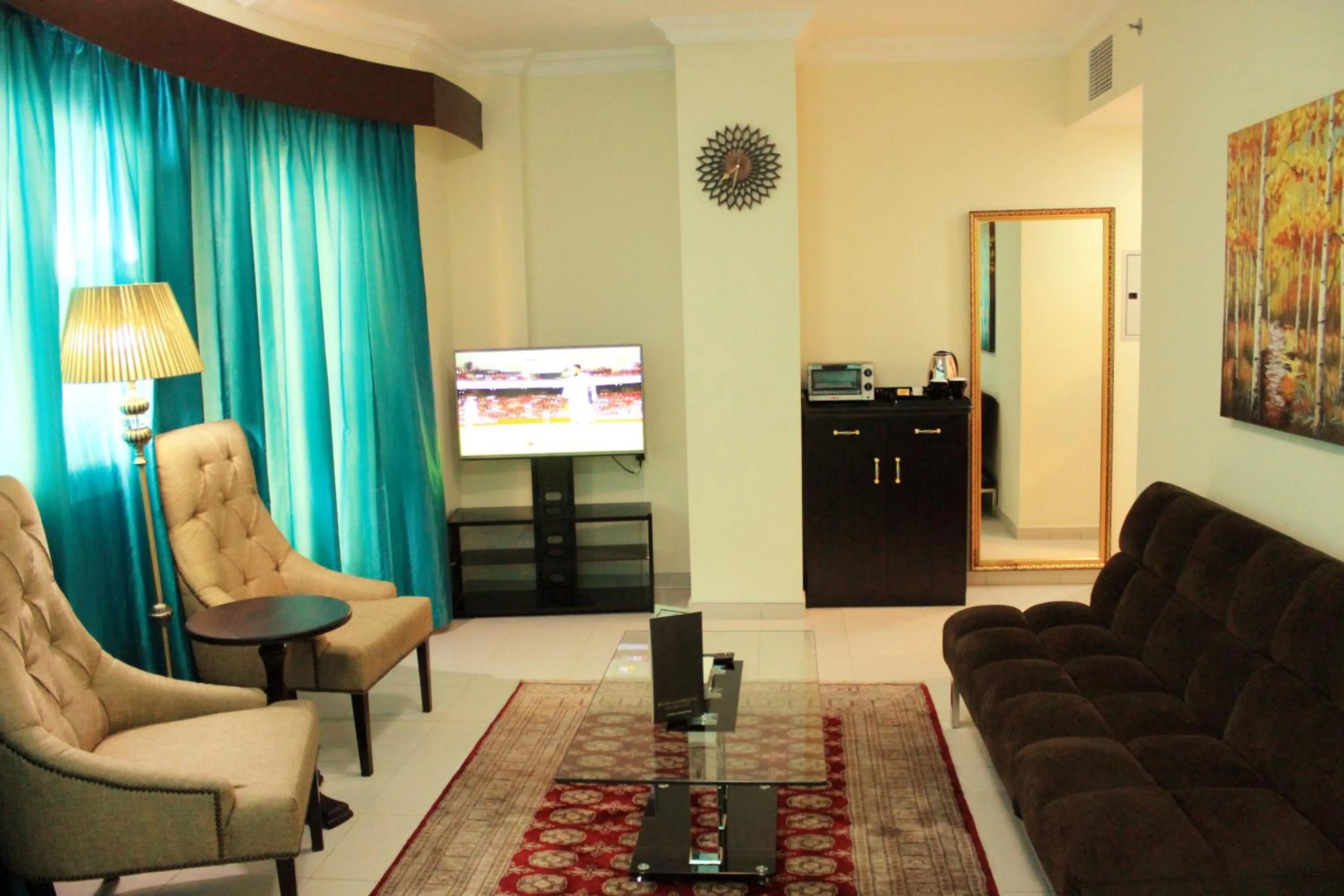 Bedroom in Montreal Naif Hotel