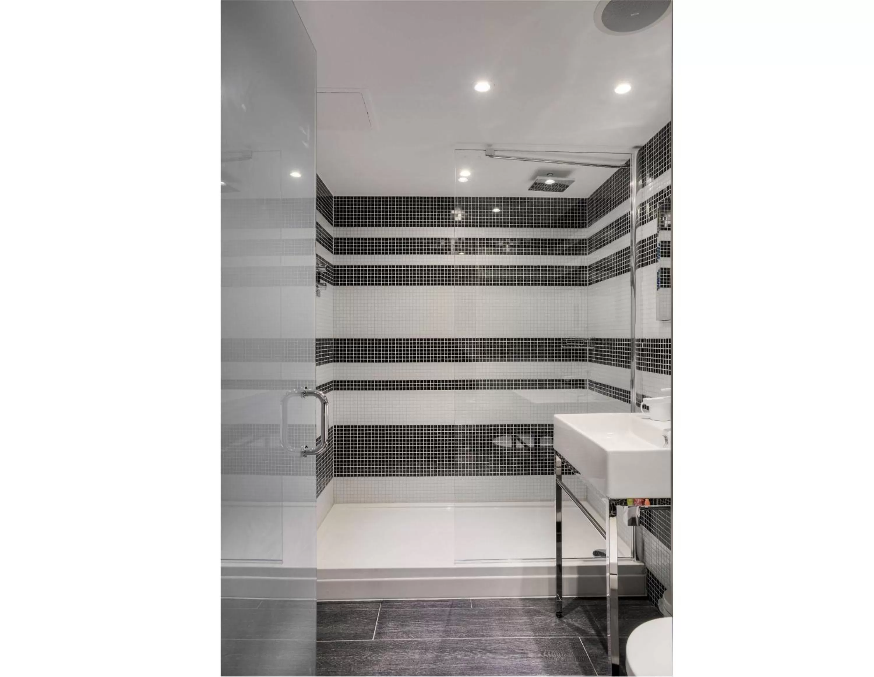 Bathroom in Stay Central Hotel