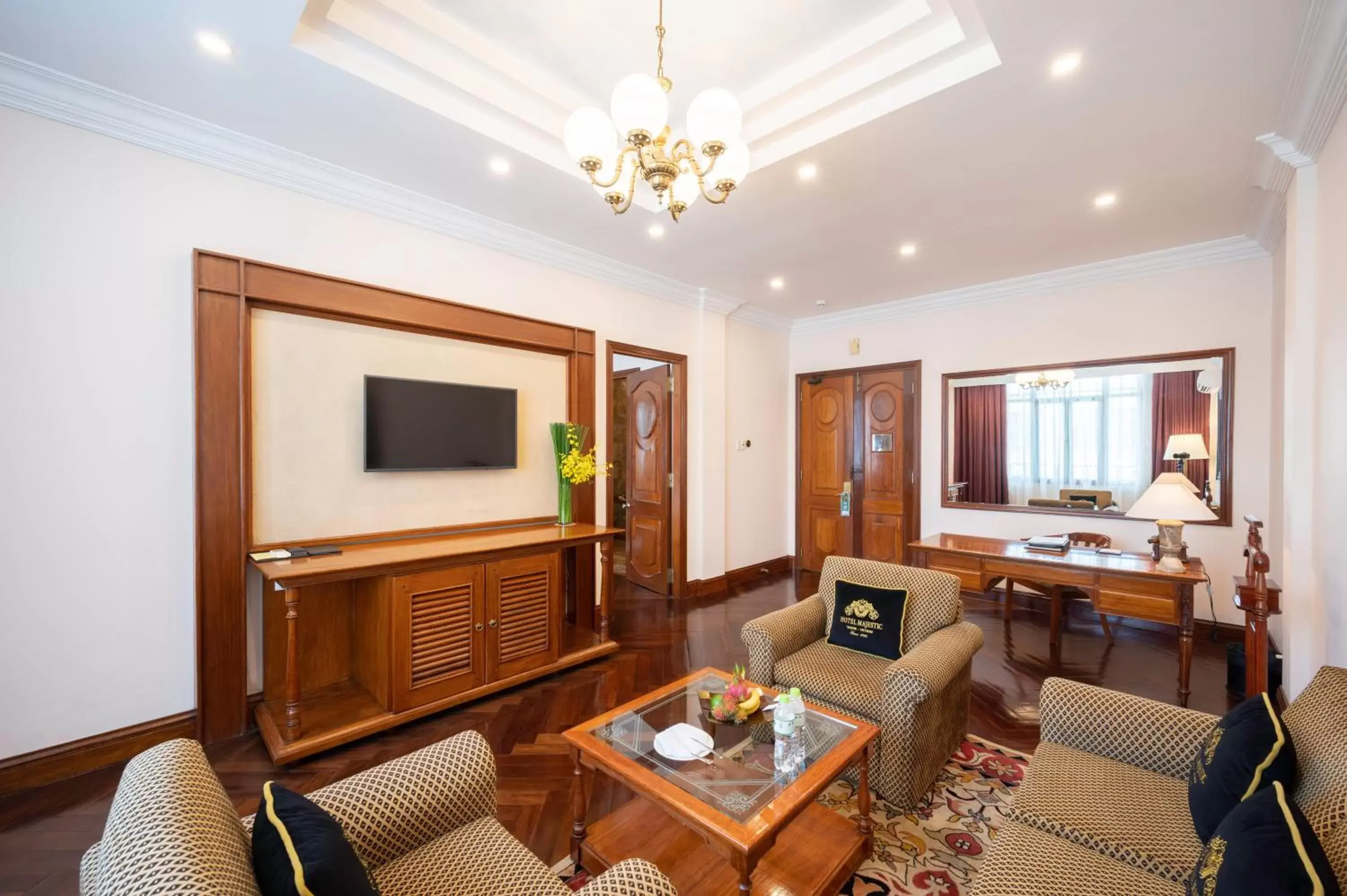 Living room, Seating Area in Hotel Majestic Saigon