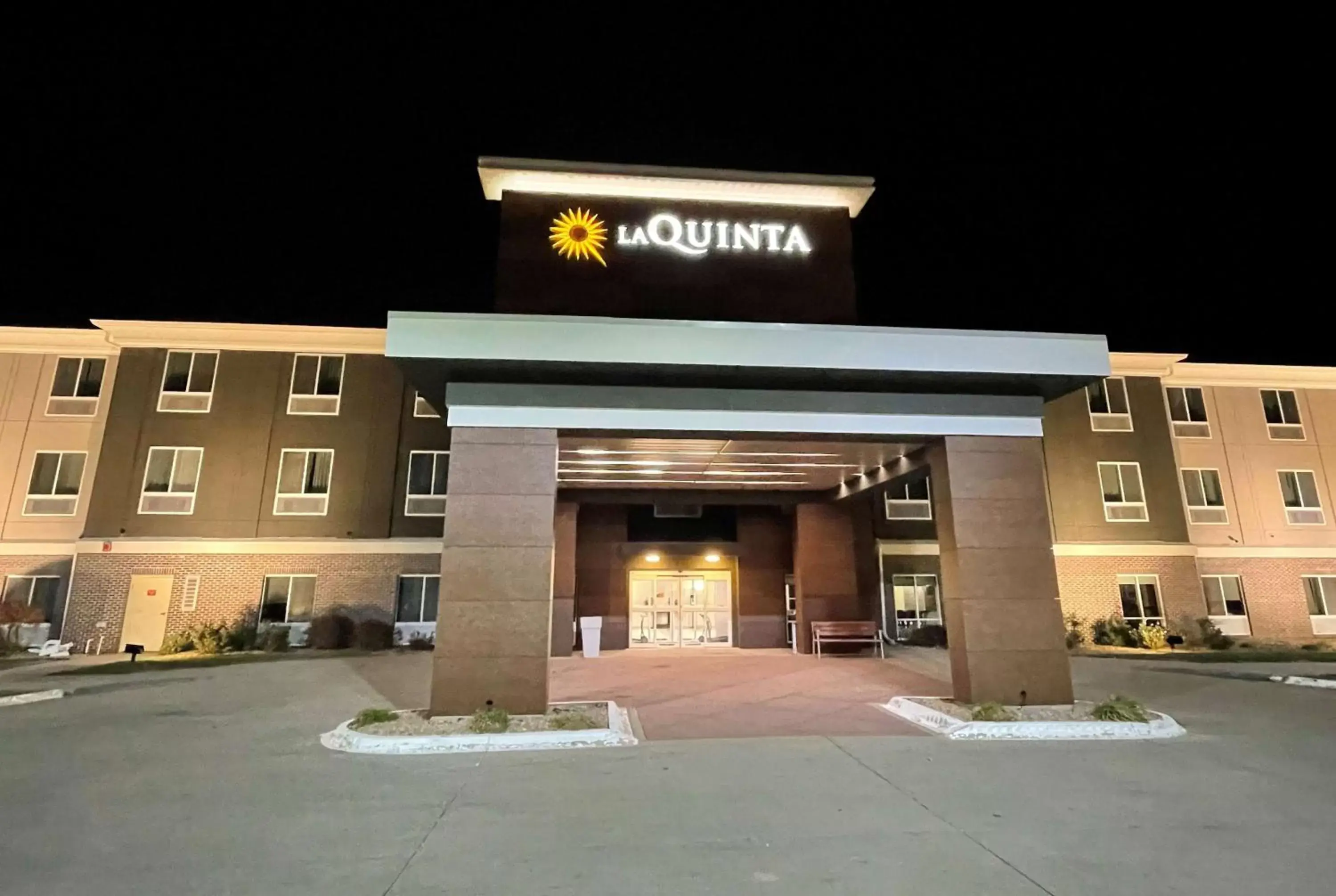 La Quinta Inn & Suites by Wyndham Ankeny IA - Des Moines IA La Quinta Inn & Suites by Wyndham Ankeny IA - Des Moines IA