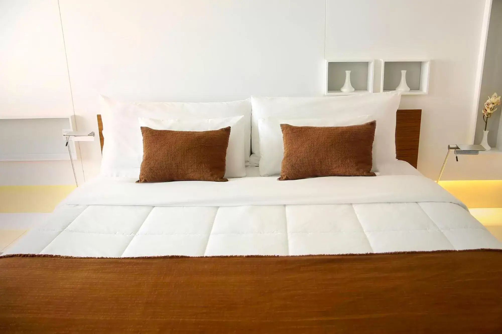 Bedroom, Bed in Esplendor by Wyndham Asuncion