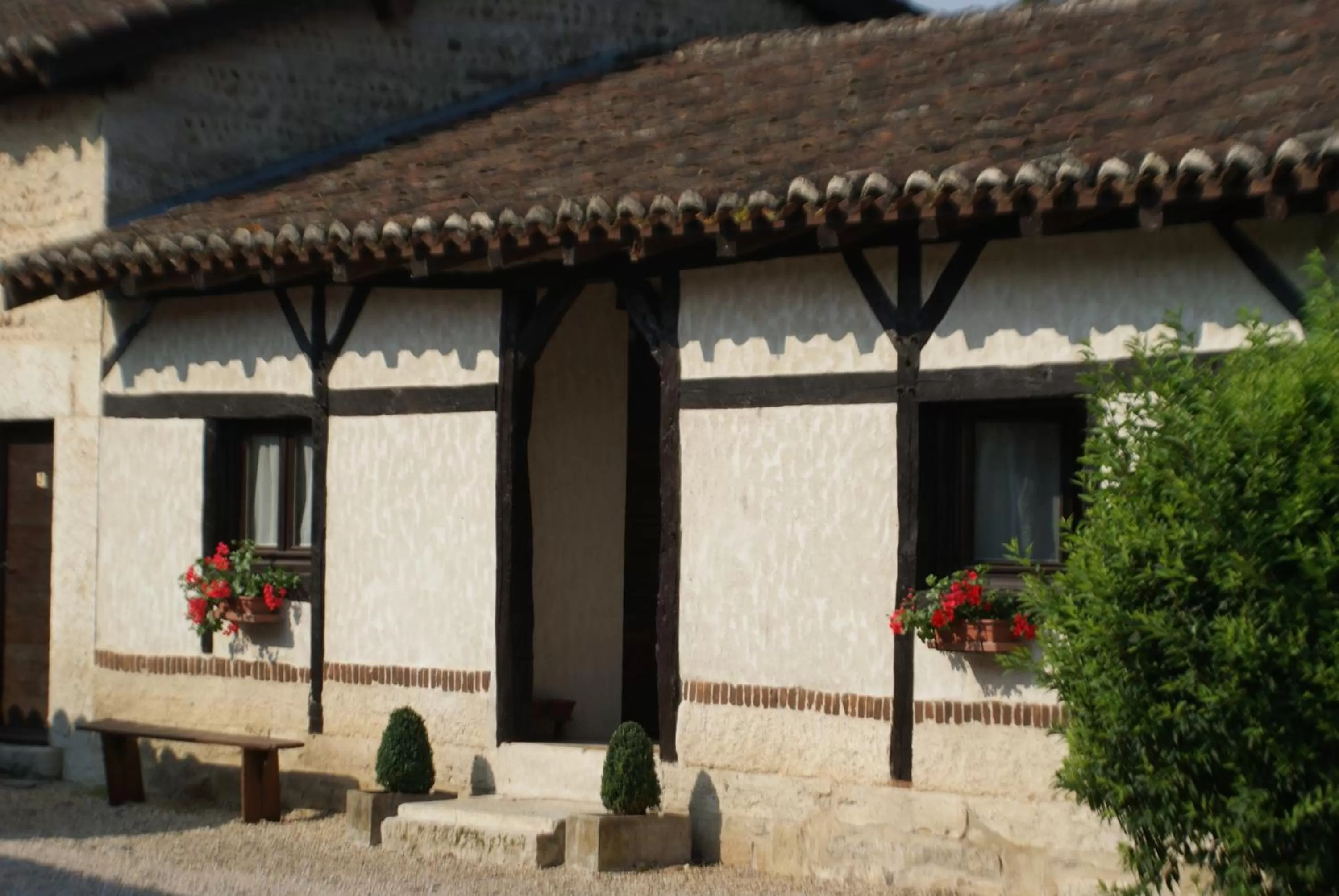 Facade/entrance, Property Building in Le Moulin de Champagne