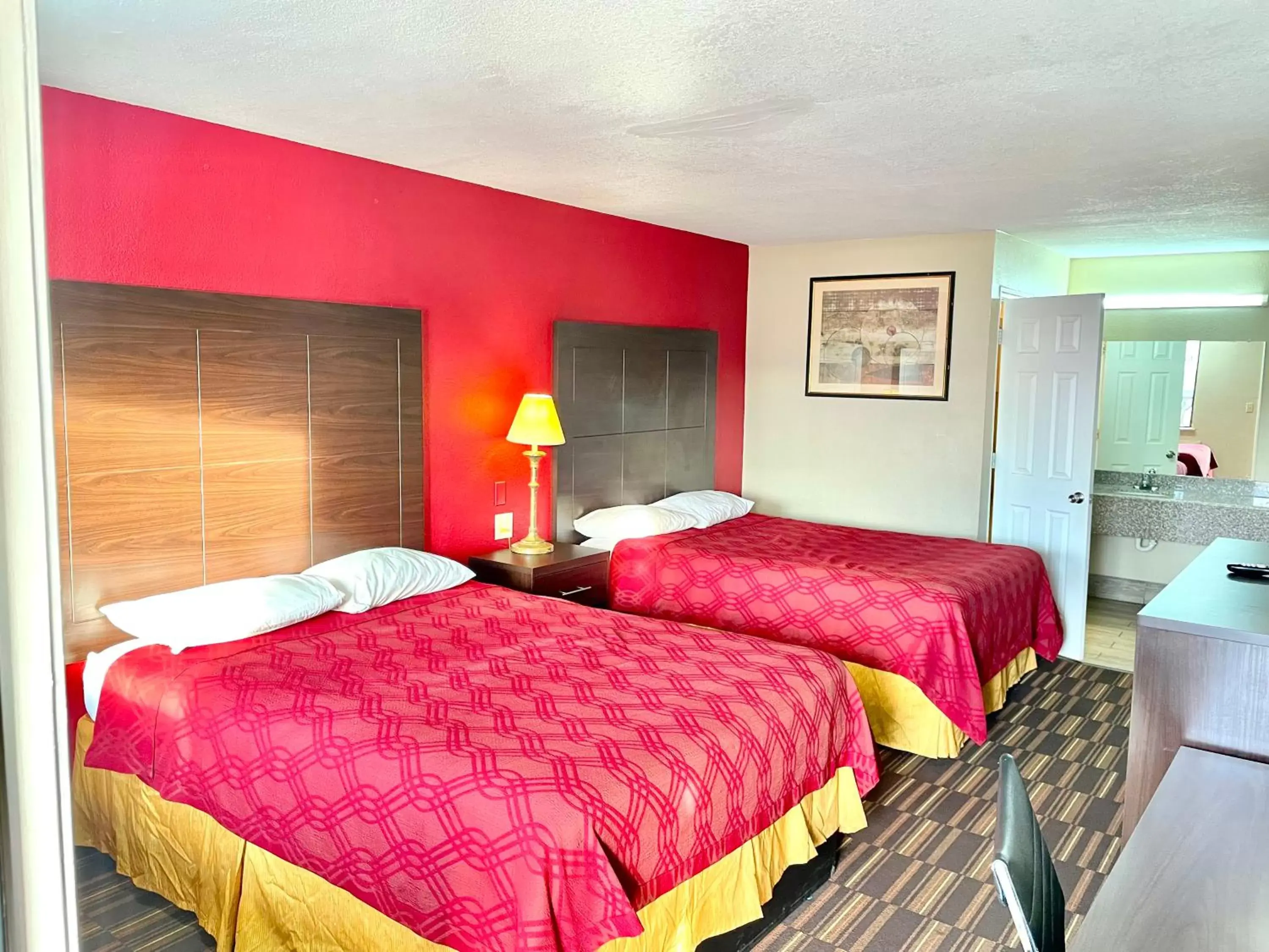 Bed in Rodeway Inn - Pauls Valley