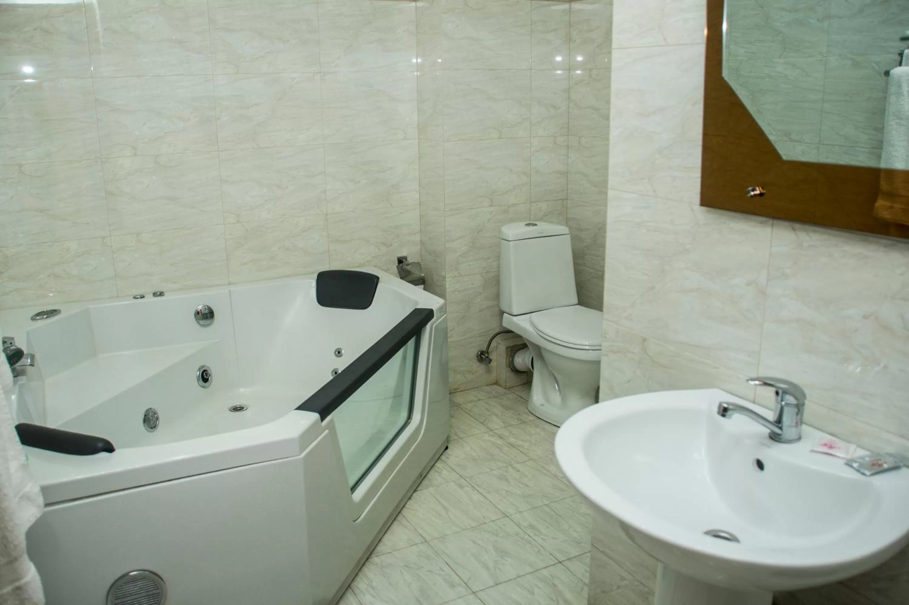 Shower in Mirage Hotel