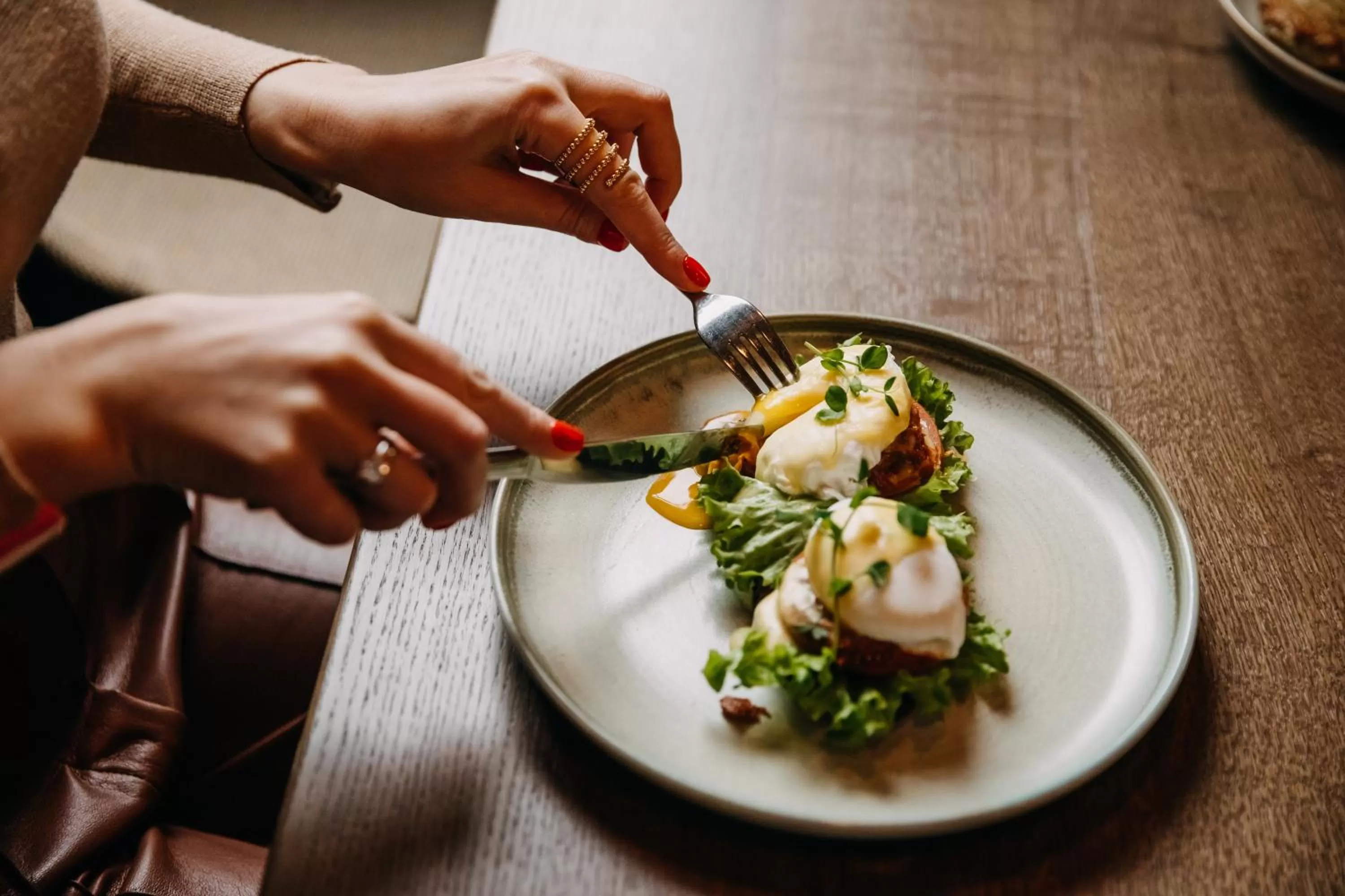 Food and drinks in Jolly Alon Hotel & Business Center