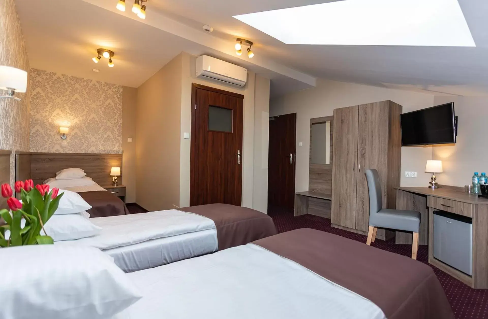 Bed in Hotel Maximum Bed in Hotel Maximum