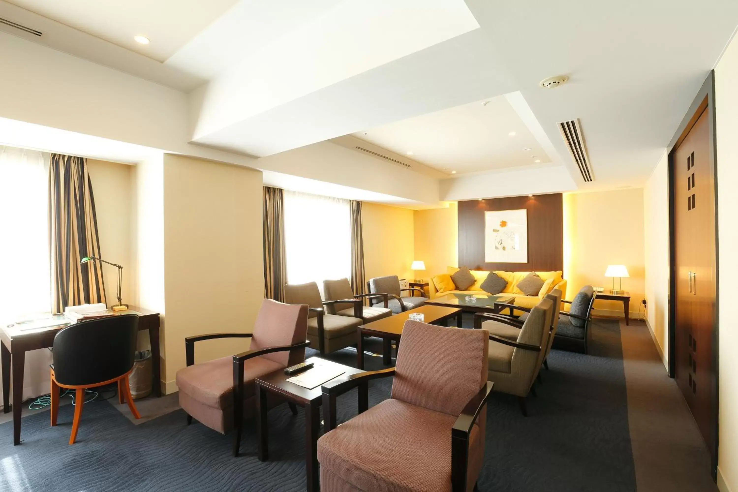 Living room, Restaurant/Places to Eat in Keisei Hotel Miramare
