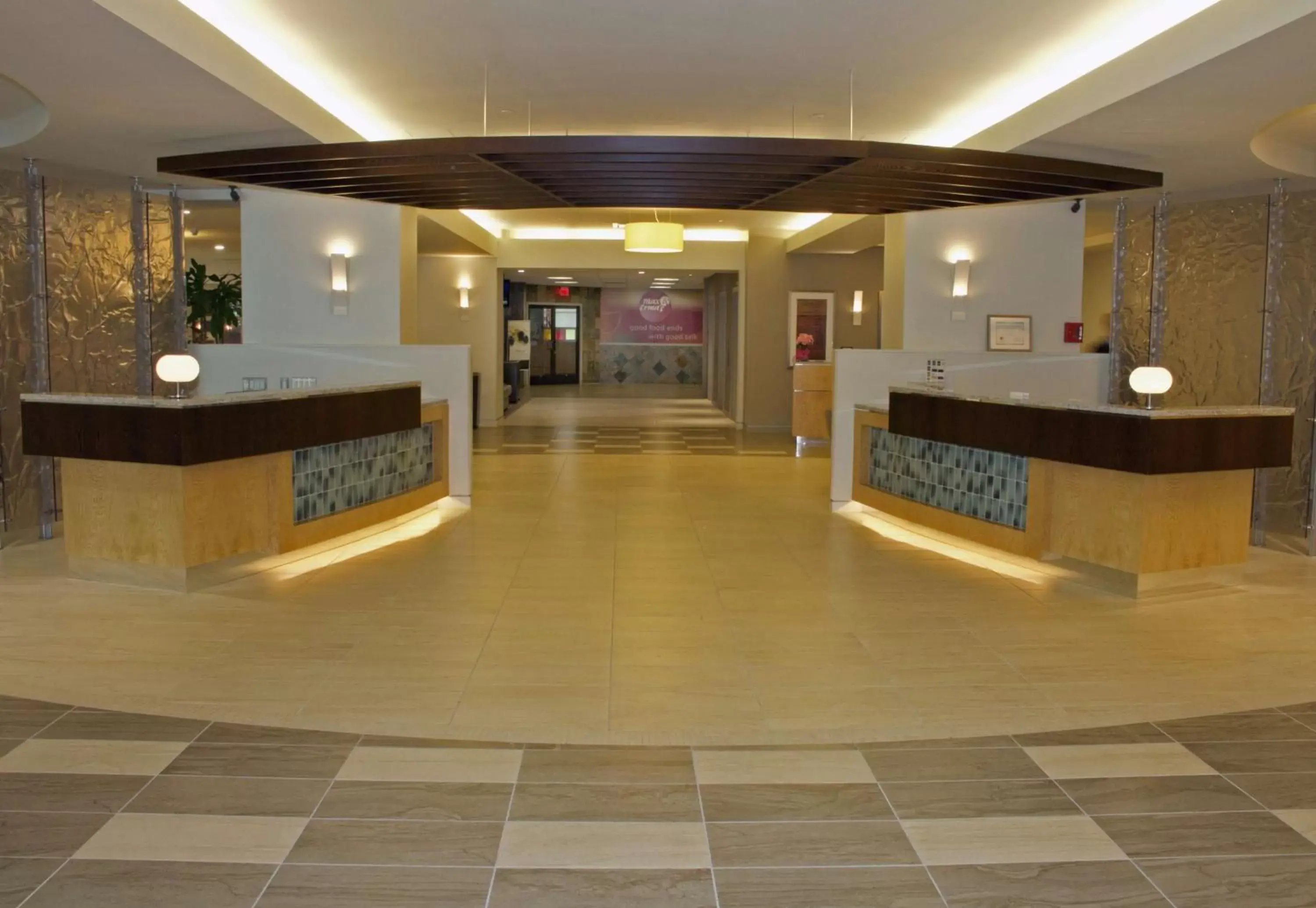 Lobby or reception, Lobby/Reception in DoubleTree by Hilton Virginia Beach