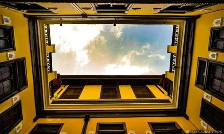 Property building in Deewanji Ni Haveli