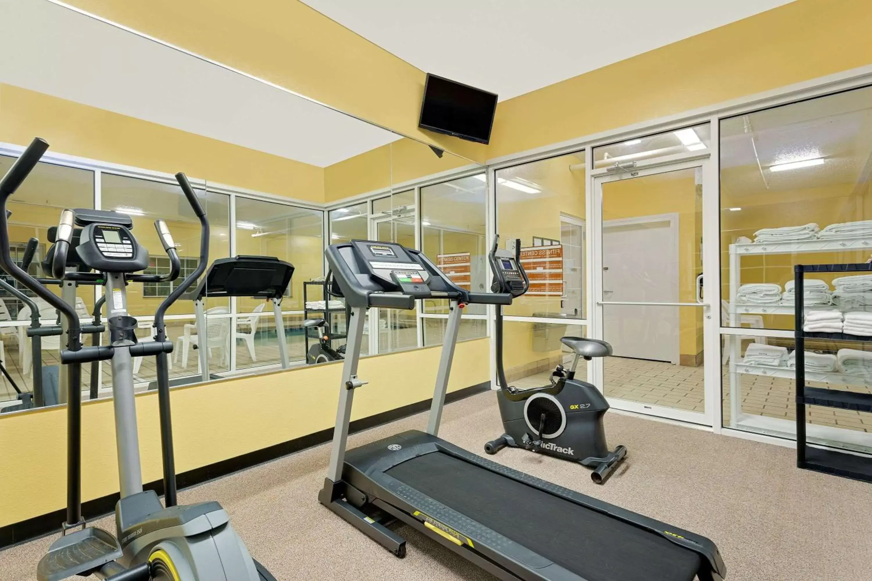 Fitness centre/facilities, Fitness Center/Facilities in Microtel Inn & Suites by Wyndham Princeton
