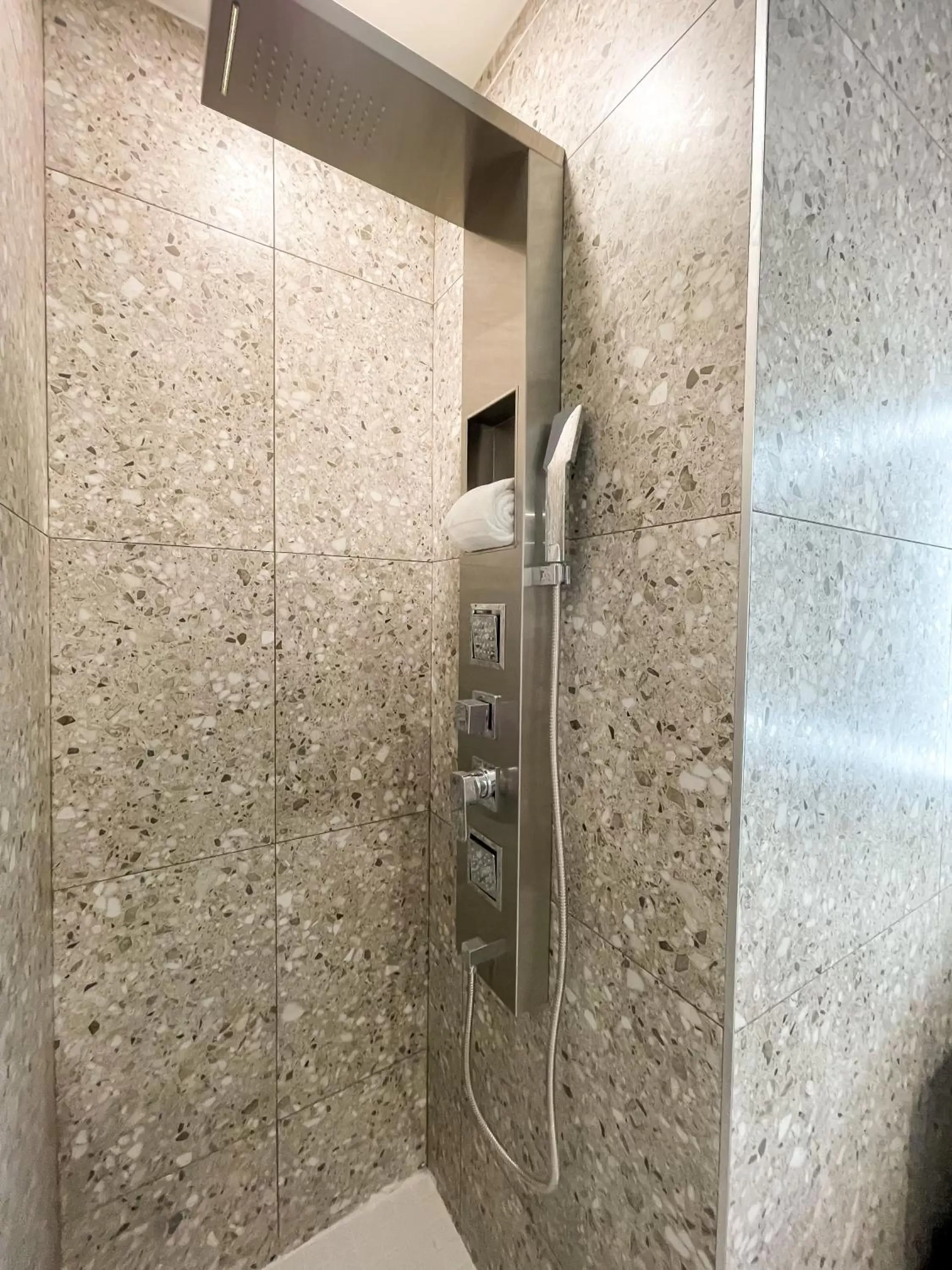Shower, Bathroom in Hotel Saint-Andre