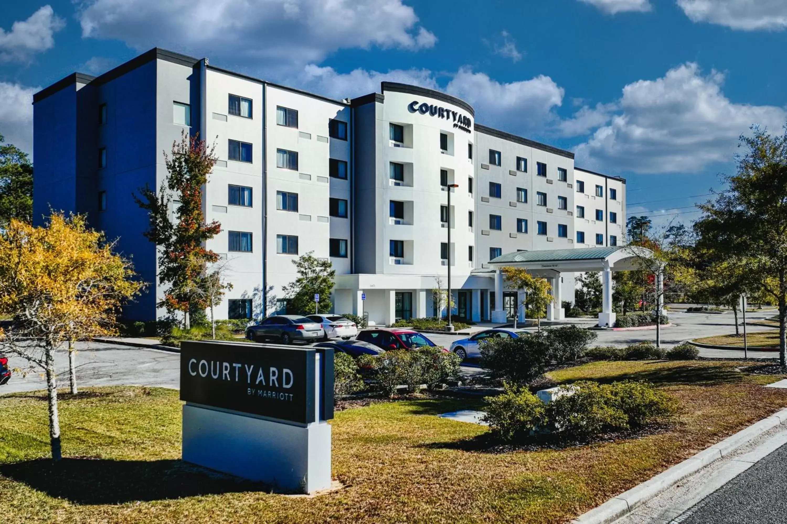 Property Building in Courtyard Biloxi North/D'Iberville