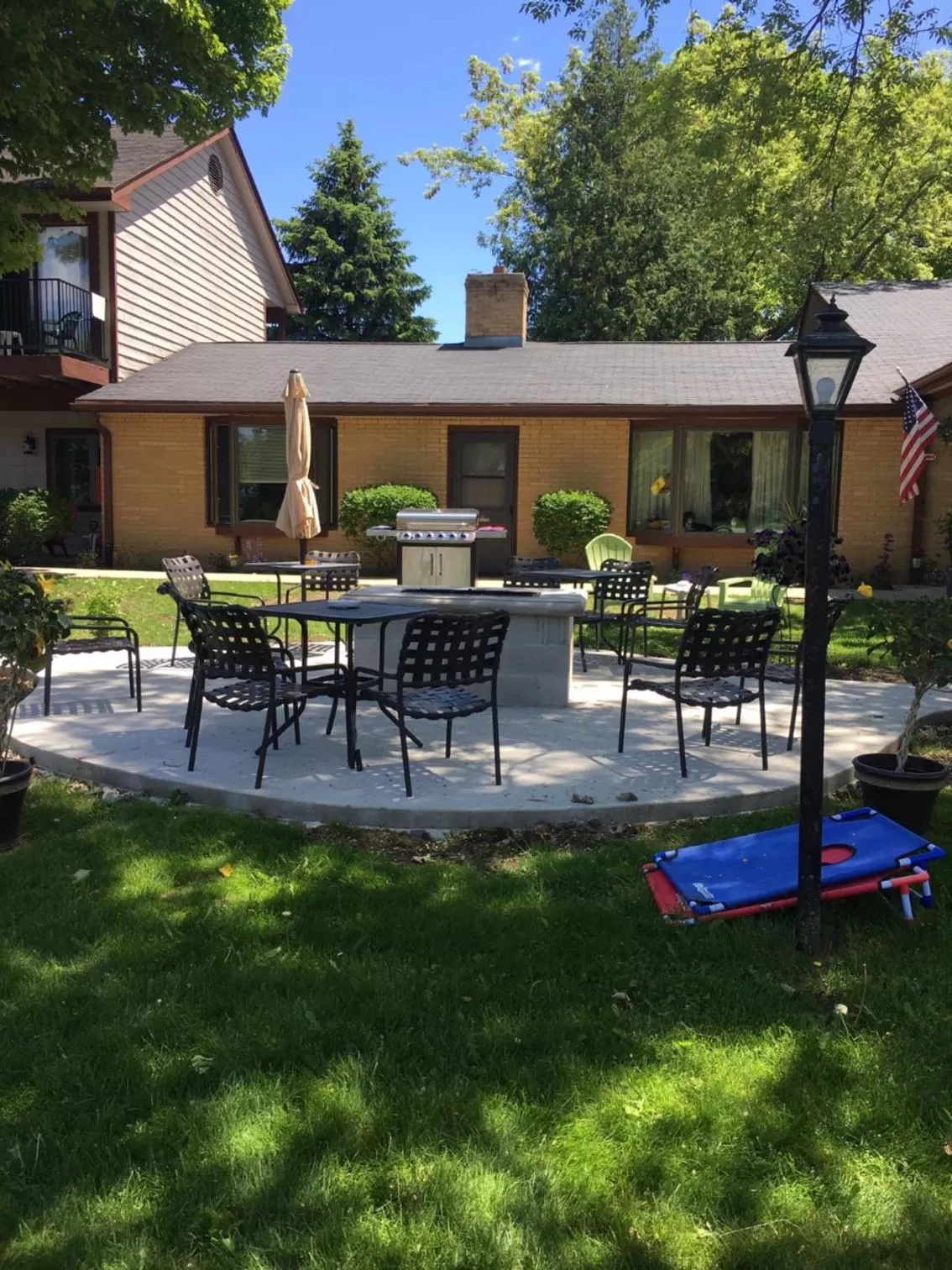 Patio in Lull-Abi Inn