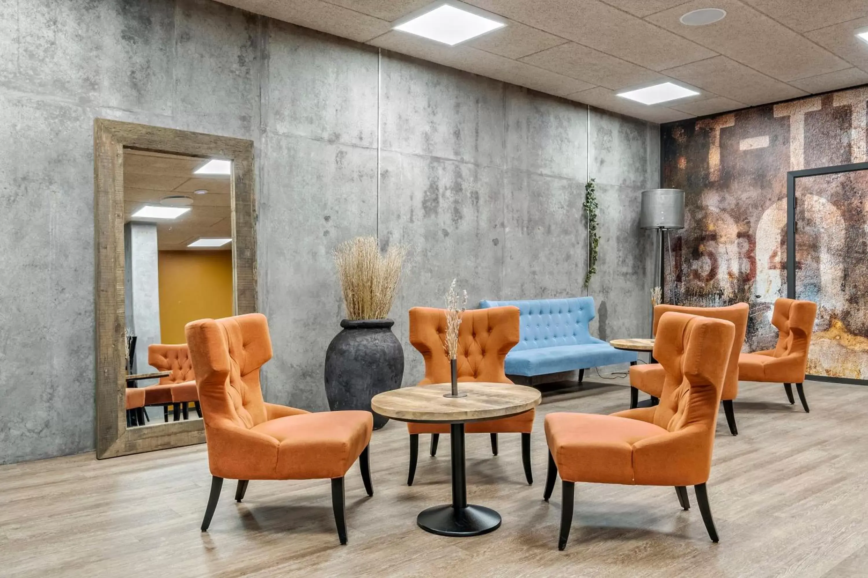 Lounge or bar, Seating Area in Best Western Royal Holstebro