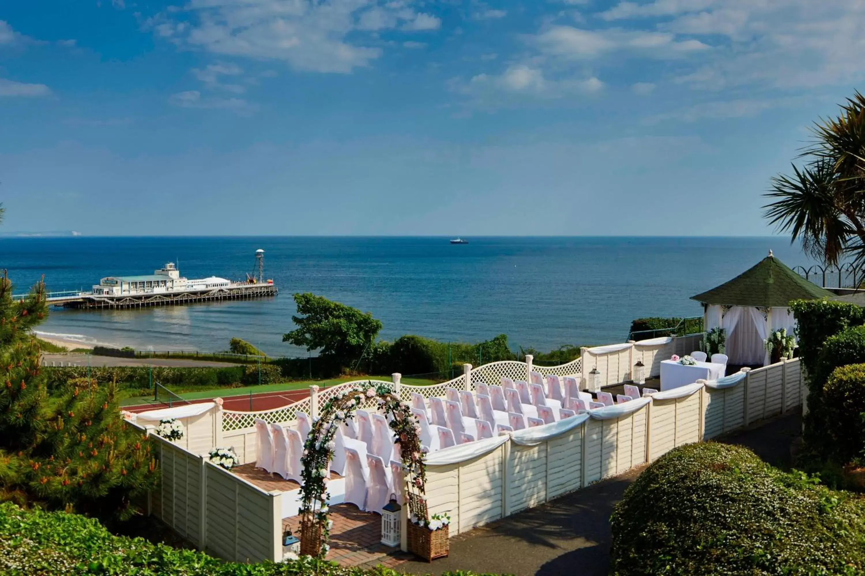 Banquet/Function facilities in Bournemouth Highcliff Marriott Hotel