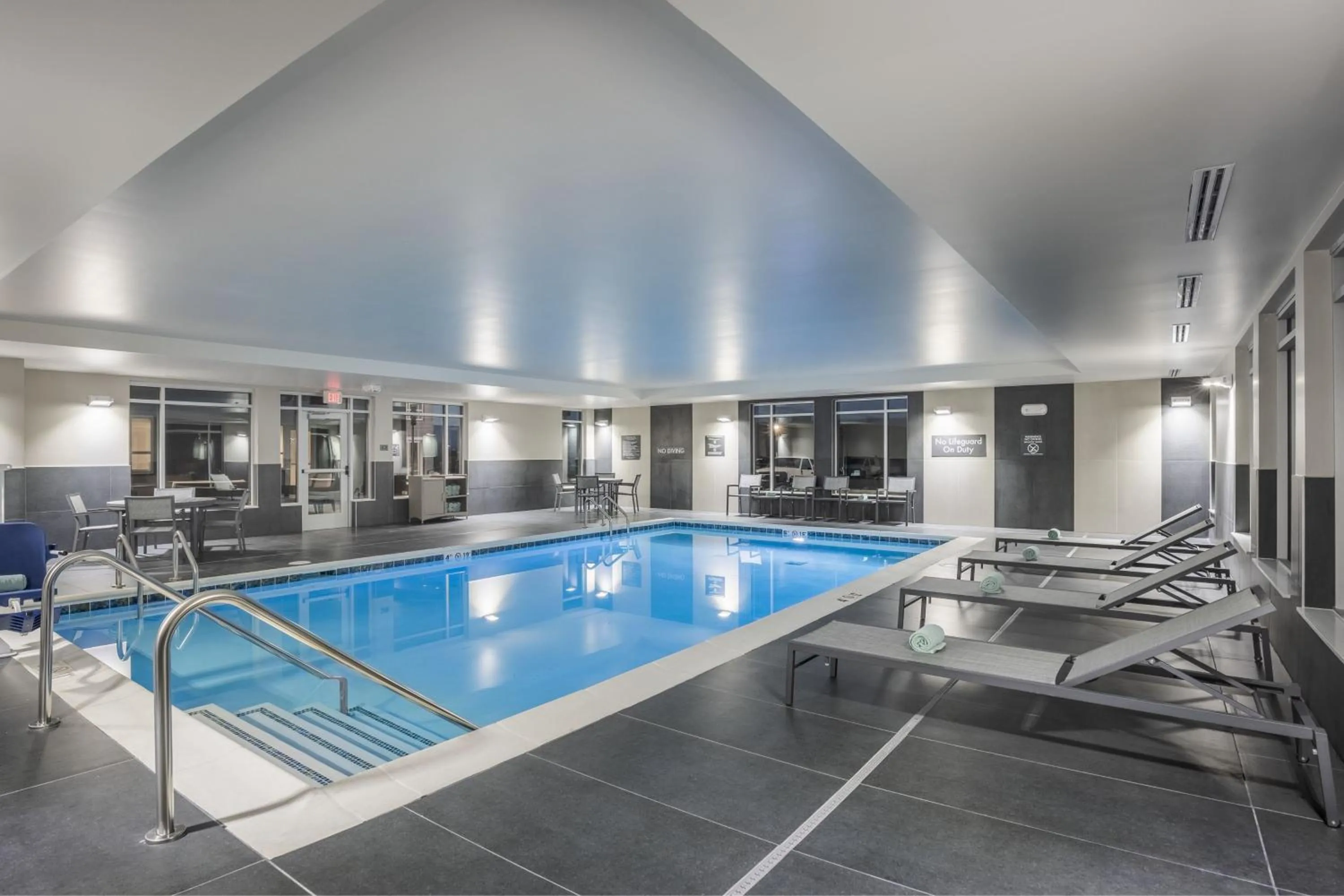 Swimming pool in Residence Inn by Marriott Denver Aurora