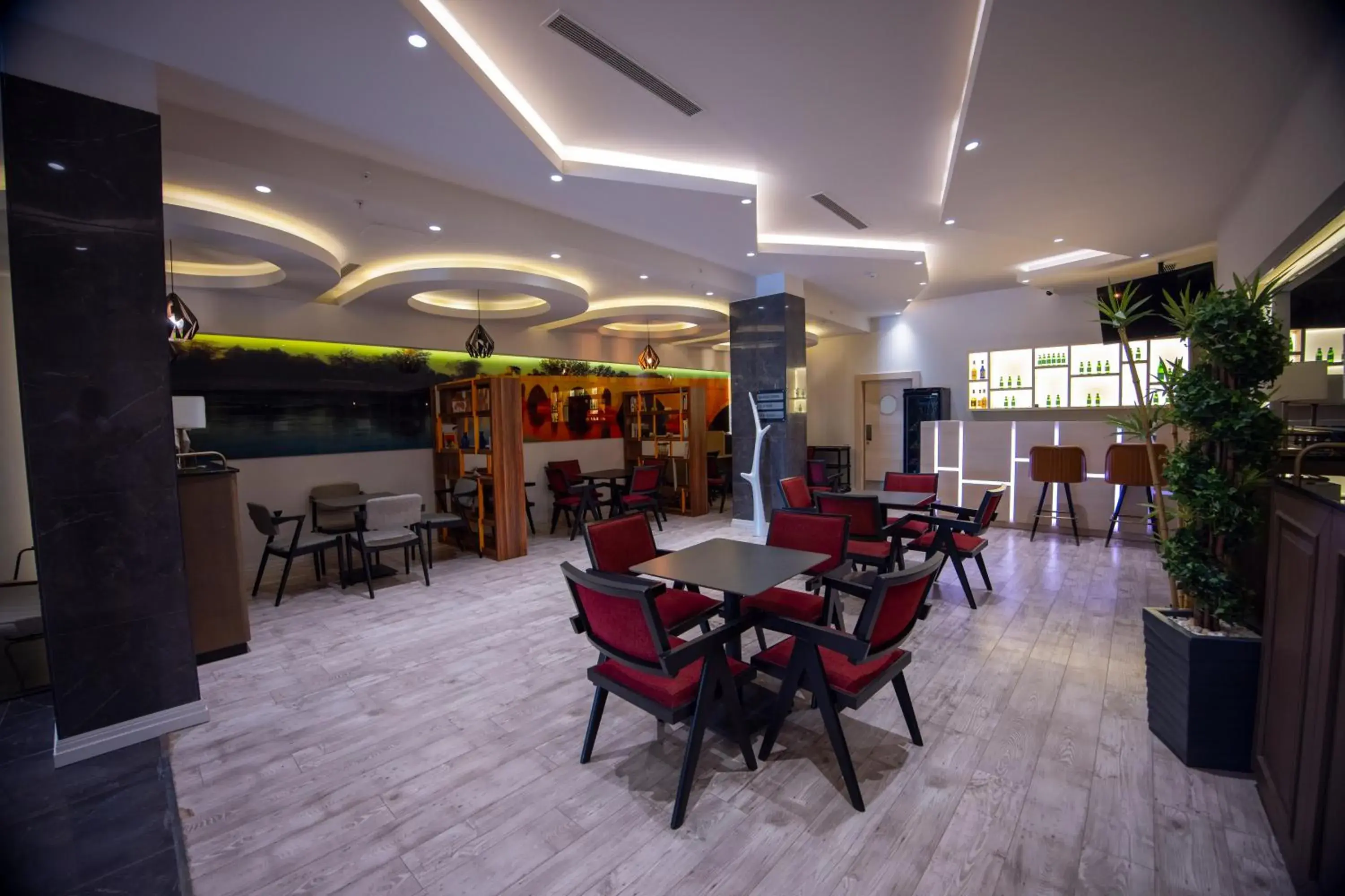 Lobby or reception in Hilly Hotel Lobby or reception in Hilly Hotel