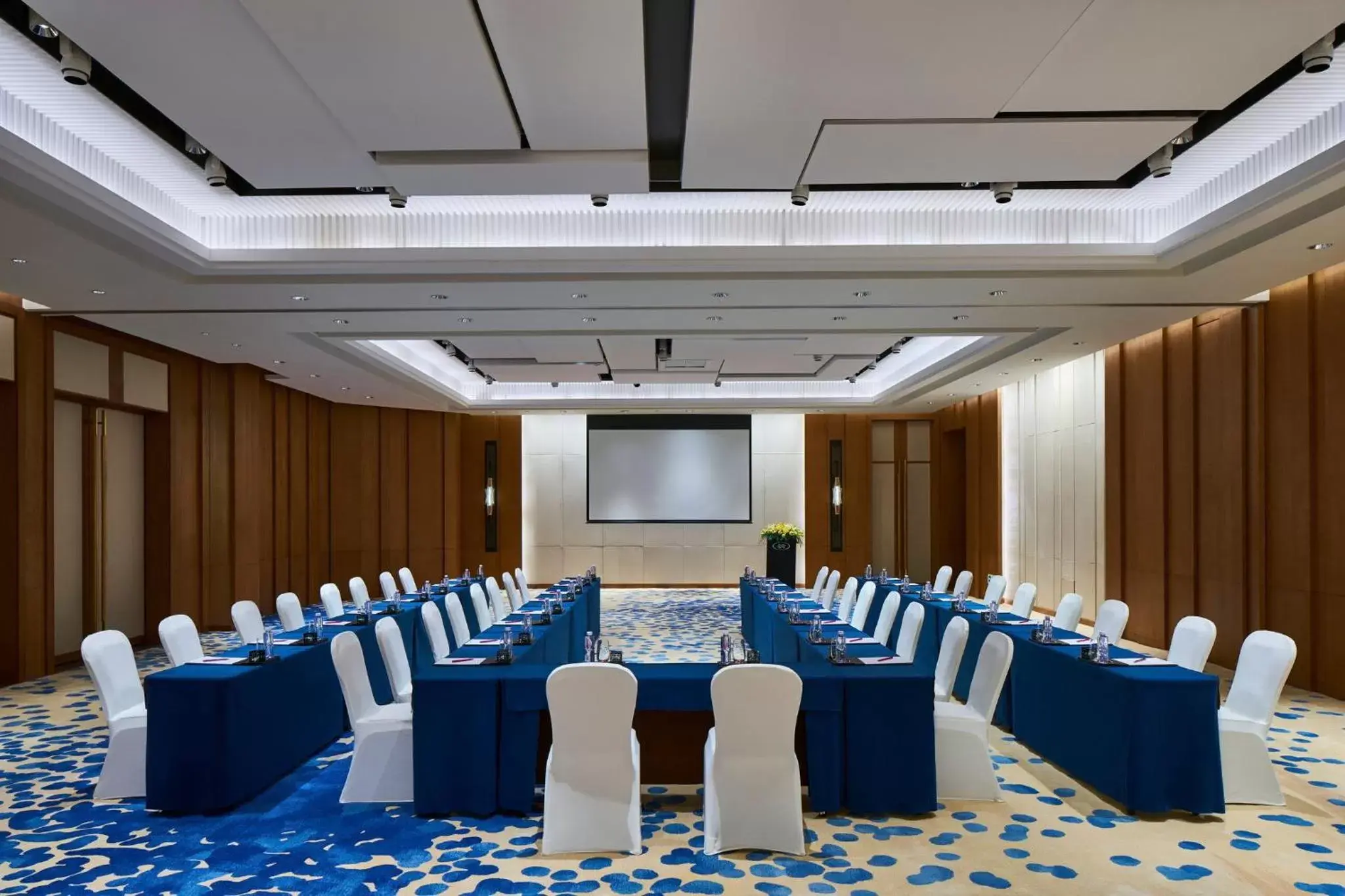Meeting/conference room in Crowne Plaza Sanya Haitang Bay Resort, an IHG Hotel