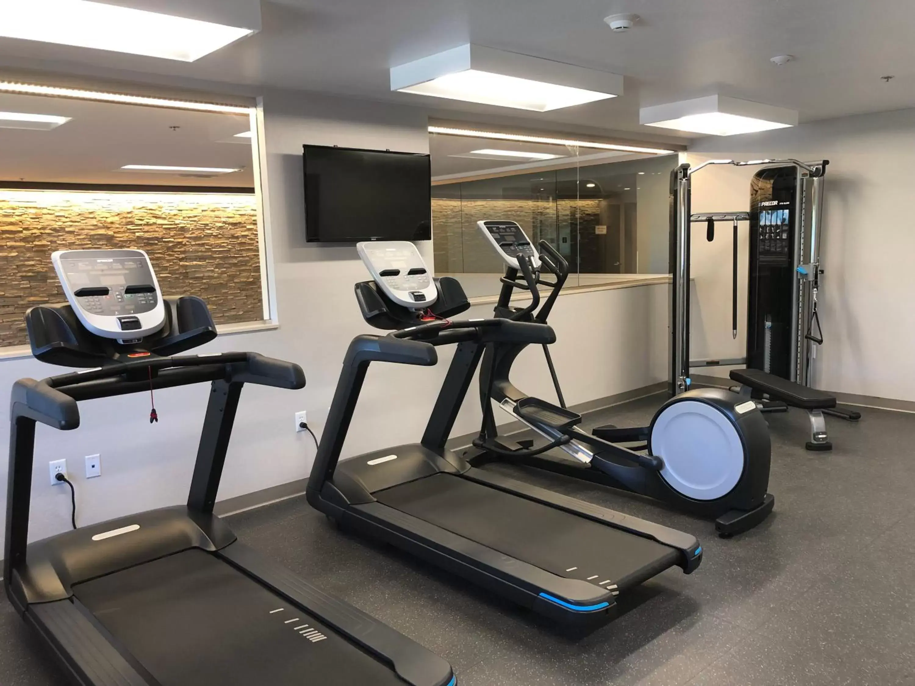 Fitness centre/facilities, Fitness Center/Facilities in Country Inn & Suites by Radisson, Flagstaff Downtown, AZ