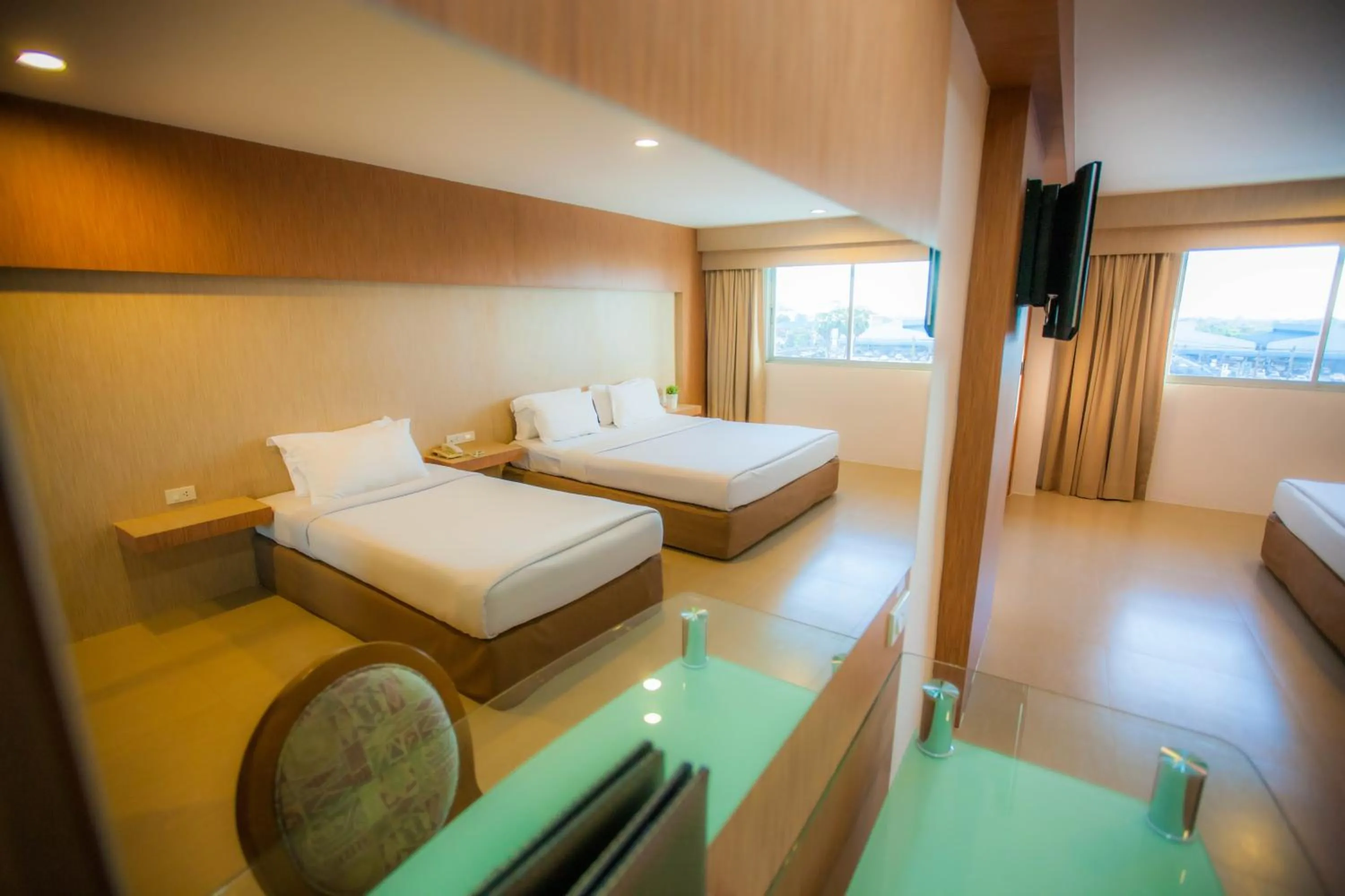 Photo of the whole room, Bed in Golden City Rayong Hotel