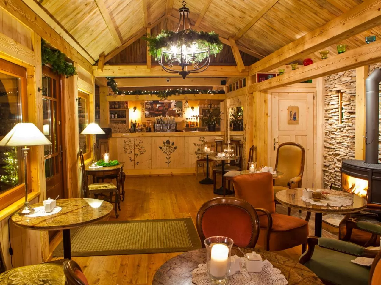 Property building in Willa Pokusa