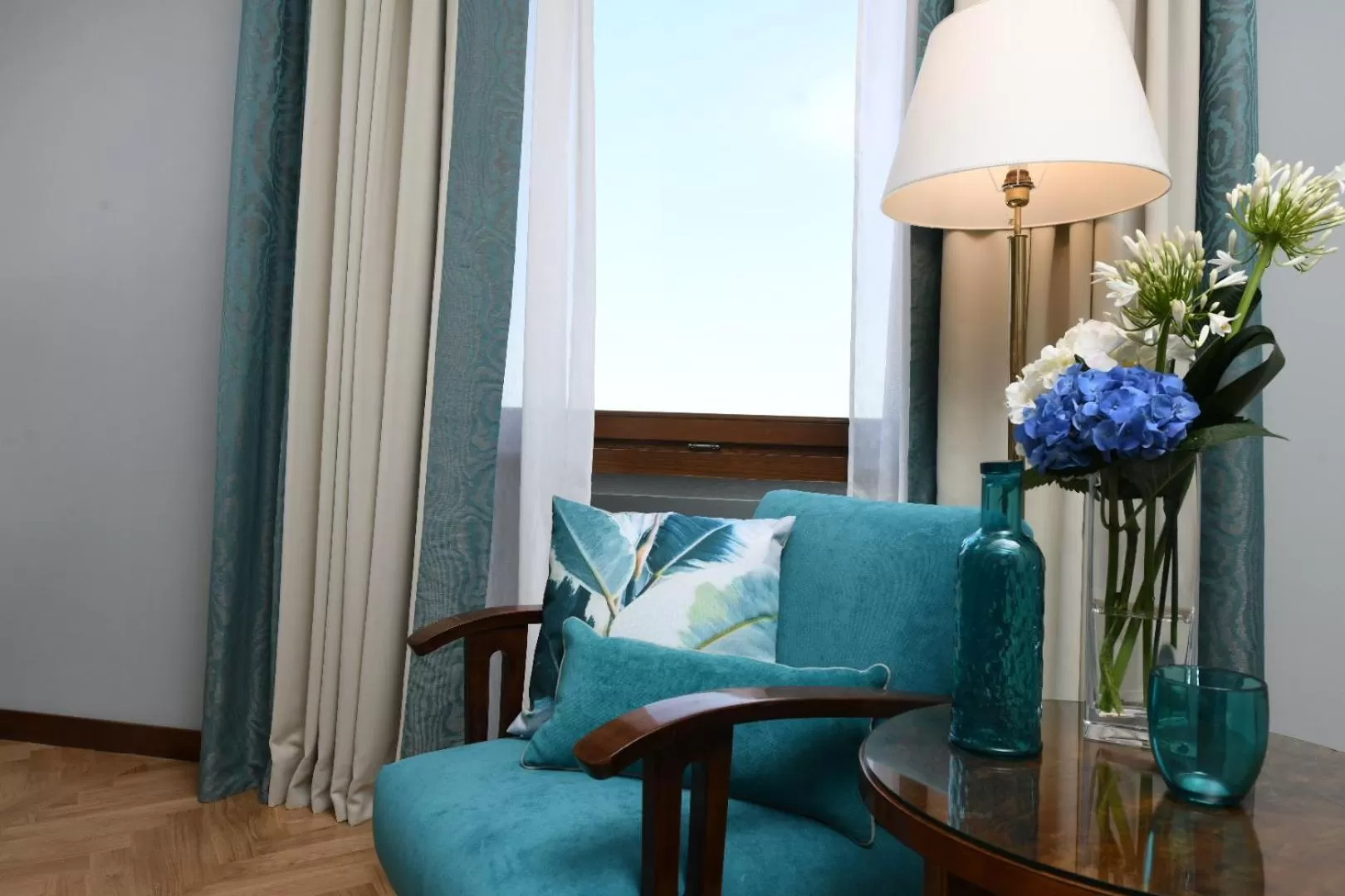 Living room in Bettoja Hotel Mediterraneo